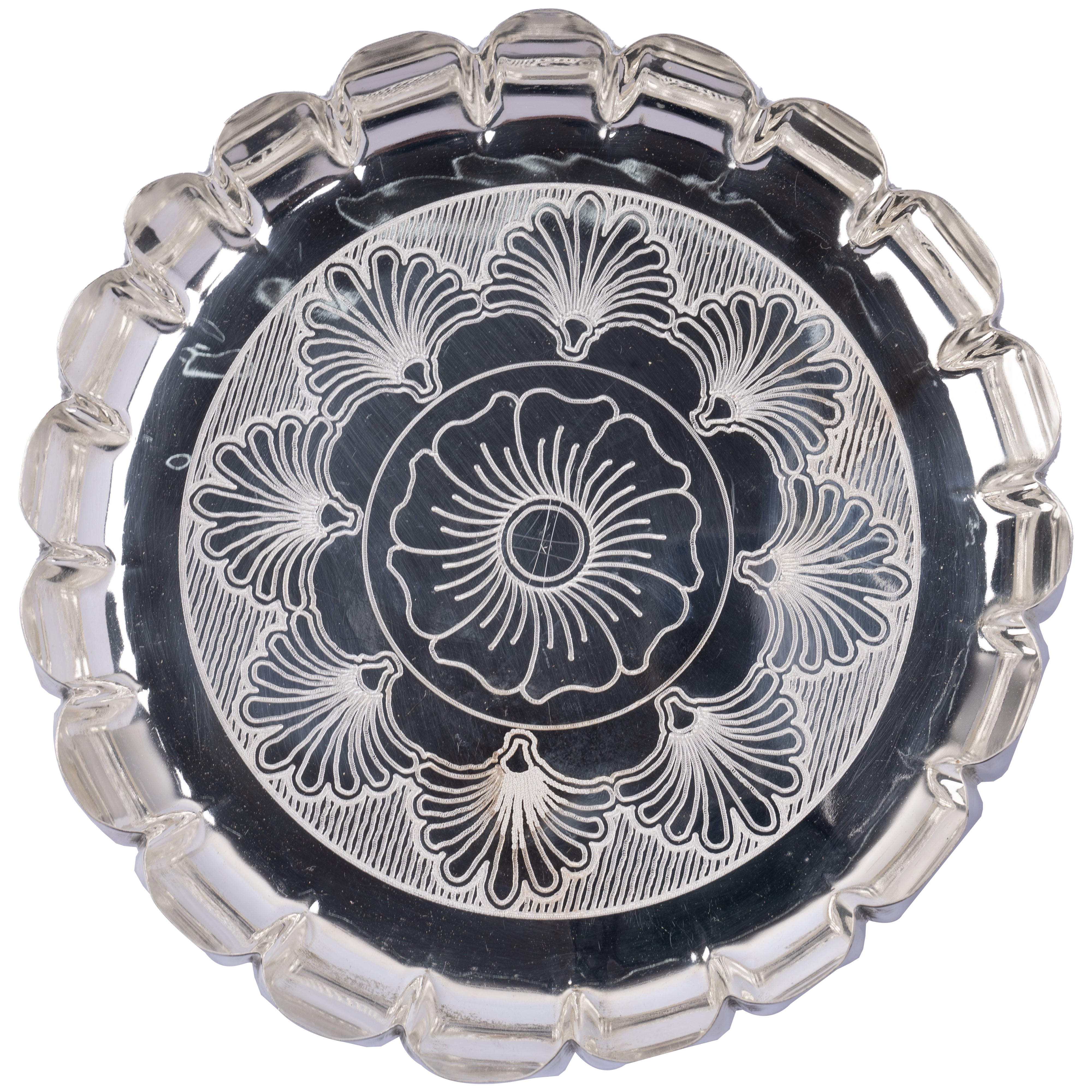 Sigaram 7.5 Inch German Silver Floral Designed Plate with Lay For Home Pooja Decor K4404