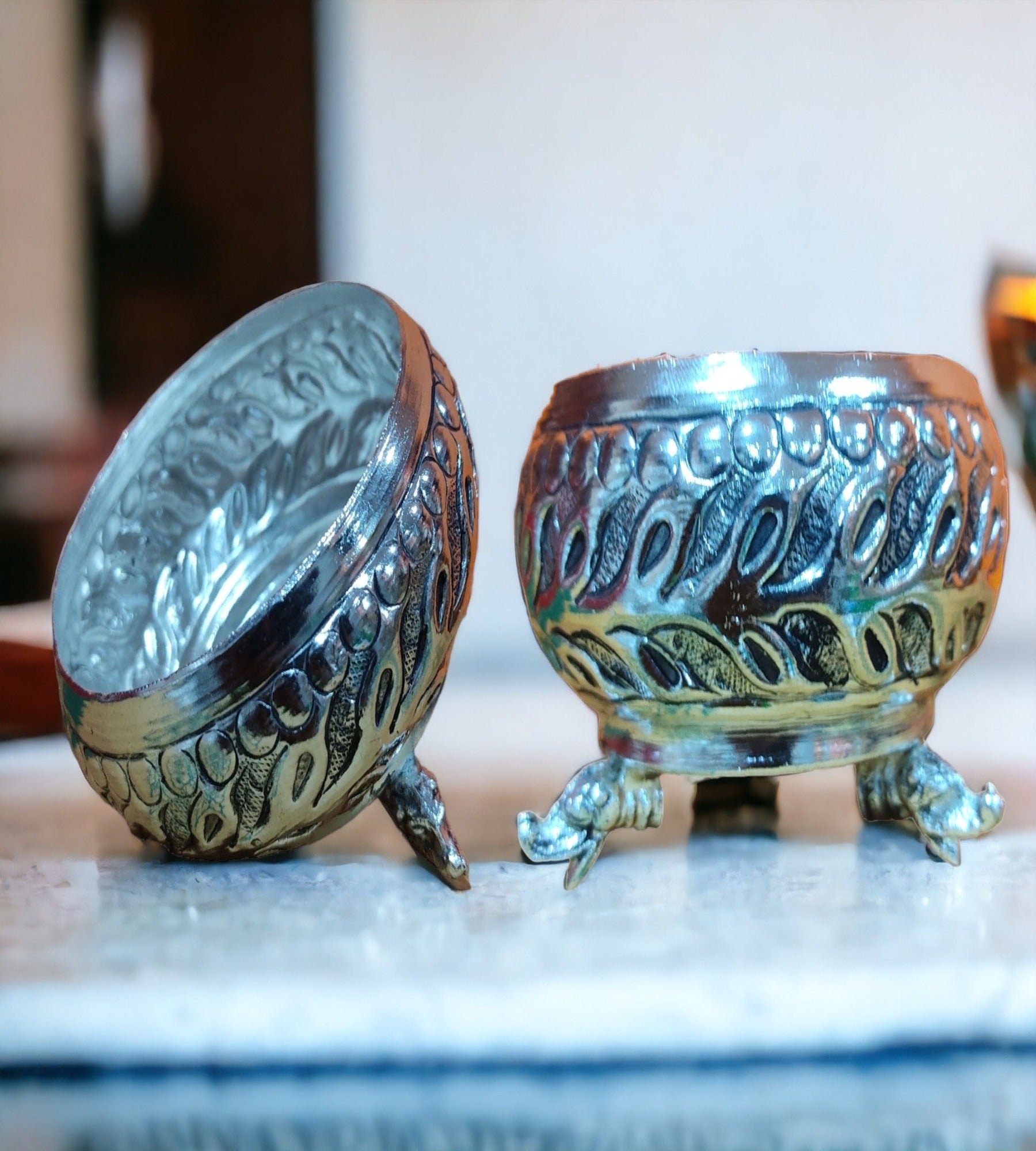 Sigaram Antique German Silver Kum Kum Cup With Lay For Home Pooja Decor K4390