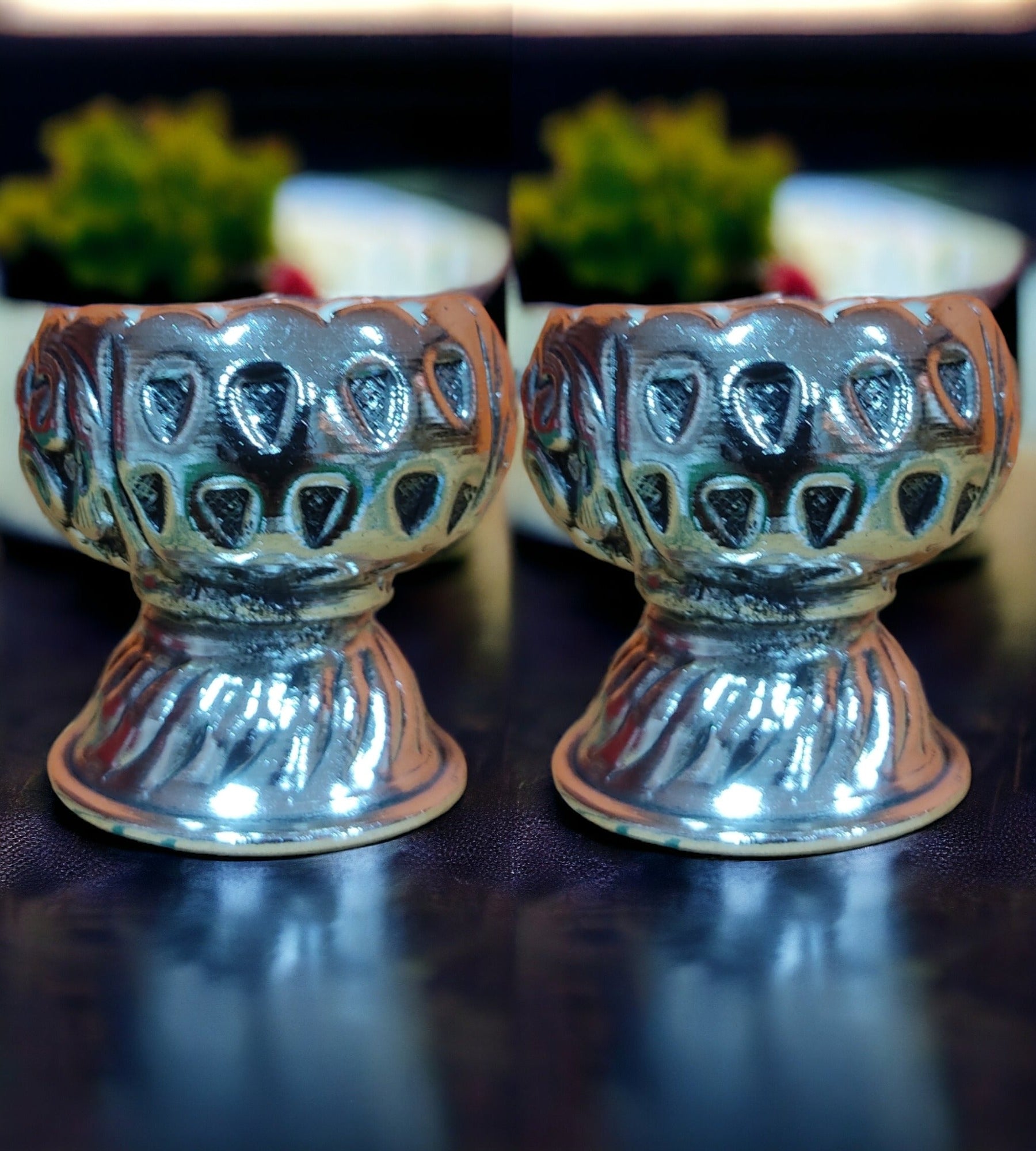 Sigaram Antique German Silver Kum Kum Cup With Lay For Home Pooja Decor K4385