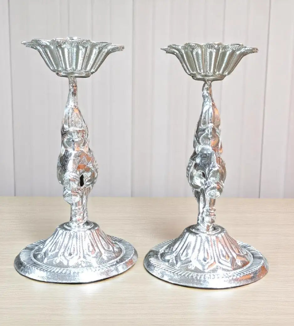 Sigaram Brass 4 Inch Elephant Style Diya for Home Temple Pooja Decore K4710