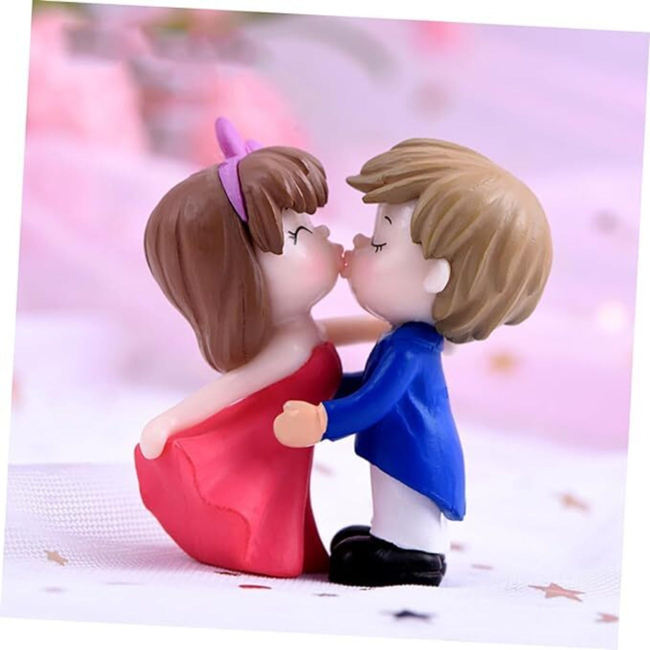 Cute Couple Kiss Figurin Miniature Showpiece Statue For Gift,Lovers K4278