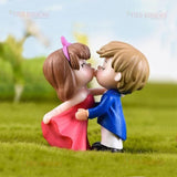 Cute Couple Kiss Figurin Miniature Showpiece Statue For Gift,Lovers K4278