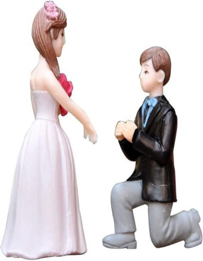 Cute Couple Proposing Figurin Miniature Showpiece Statue For Gift,Lovers K4282