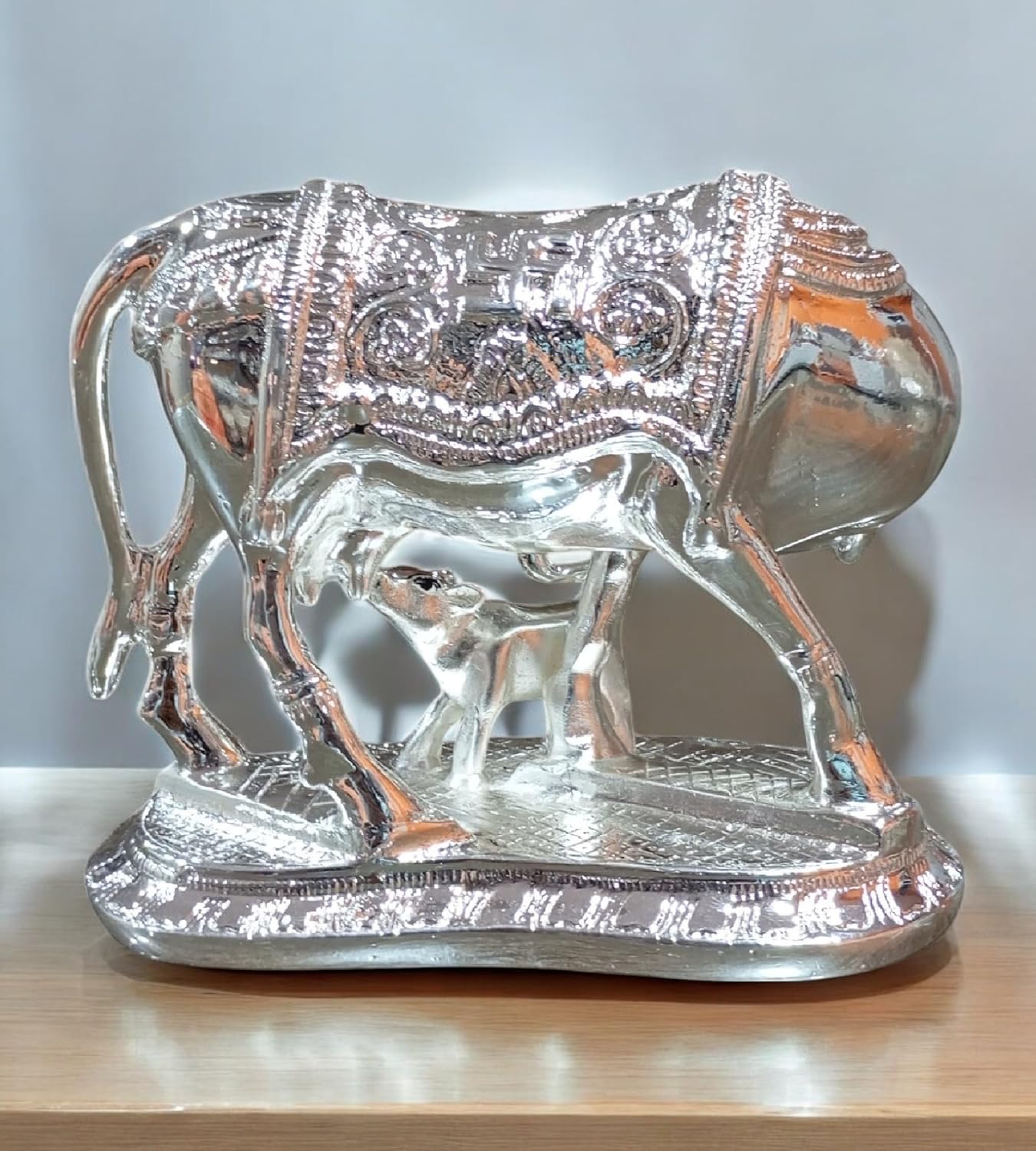 Sigaram 6 Inch Silver Color Metal Kamadhenu Showpiece for Pooja & Festival Décor K4700