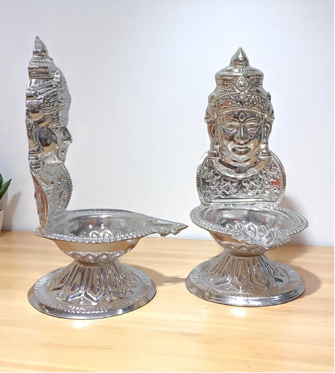 Sigaram Brass 5 Inch Lakshmi Face Diya for Home & Temple Pooja Décor K4729