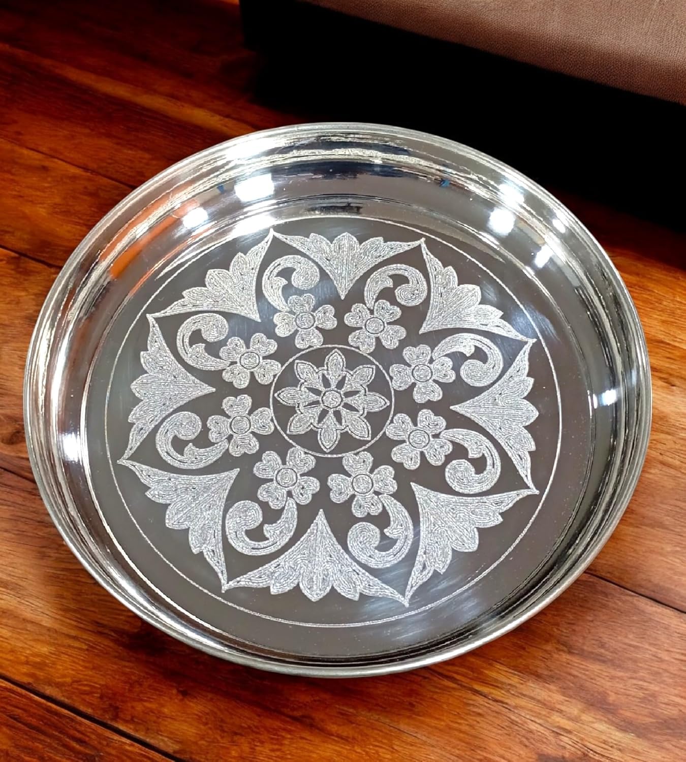 Sigaram Brass 9 Inch Floral Designed Plate For Home Pooja Decore K4646