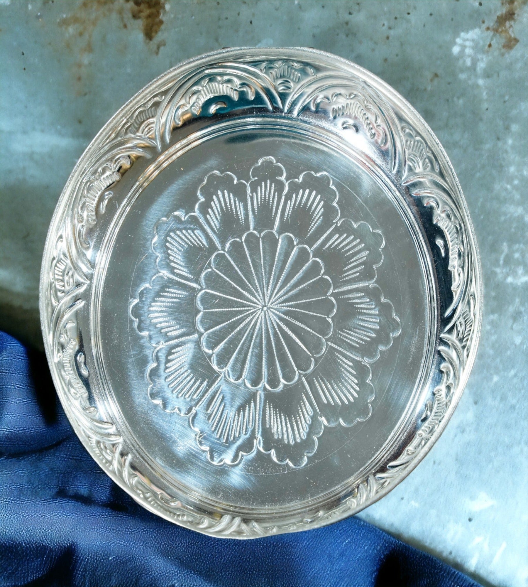 German Silver 8 Inch Floral Designed Plate With Stand For Home Pooja Decor K3126