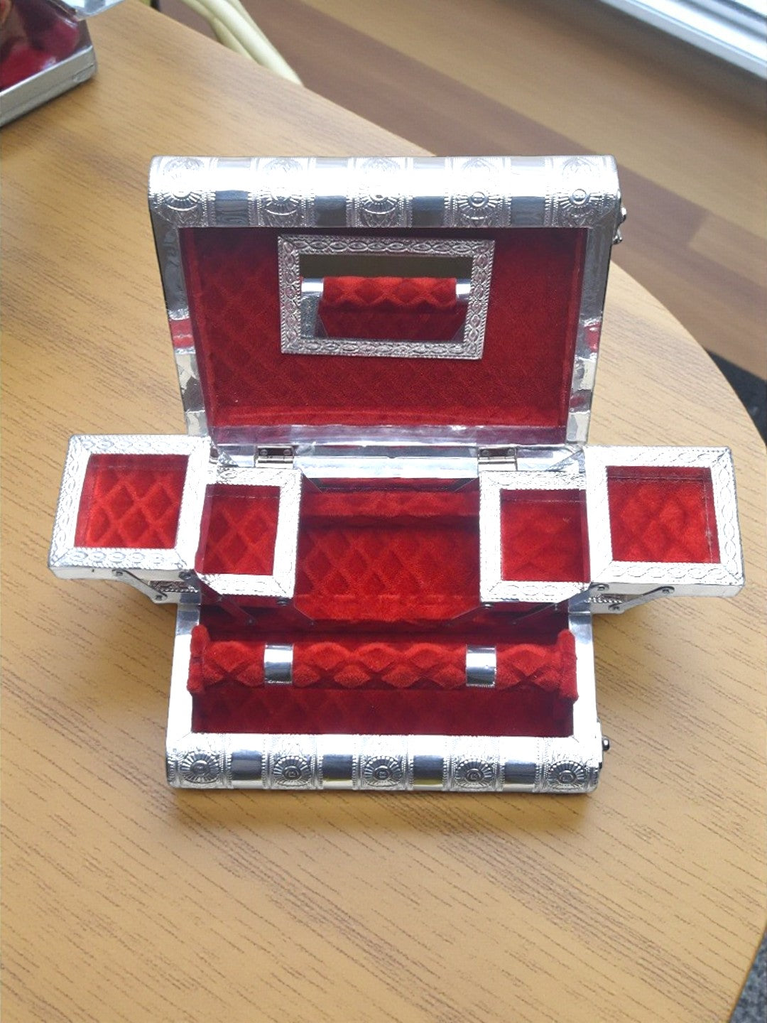 Sigaram 9x7 Inch Wooden Silver Plated Zavesi Jewelry Box for Wedding Gifts K5188