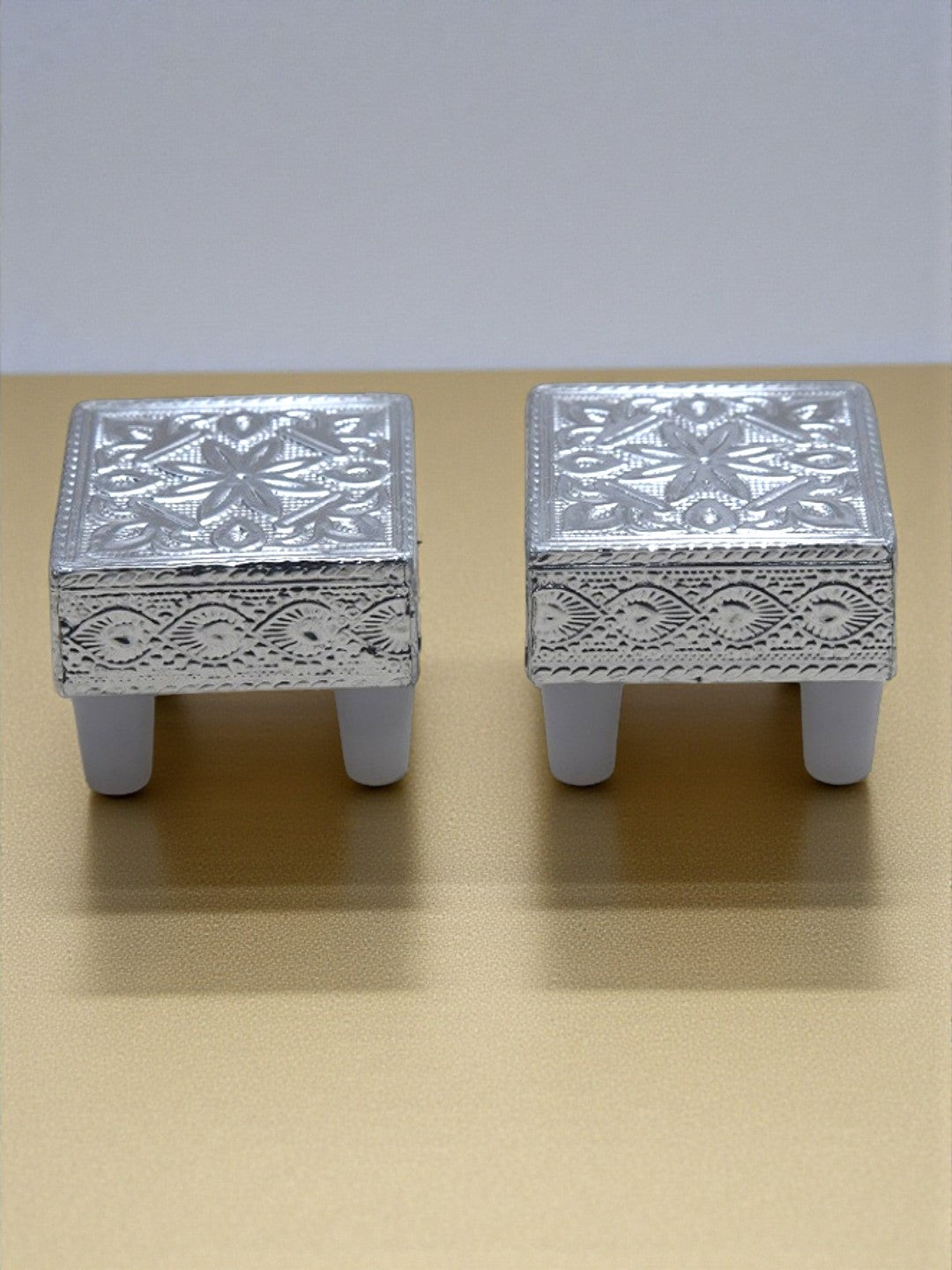 Sigaram 2x2 Inch Silver Plated Wooden Chowki/Patiya for Home & Temple Pooja Decor K5195