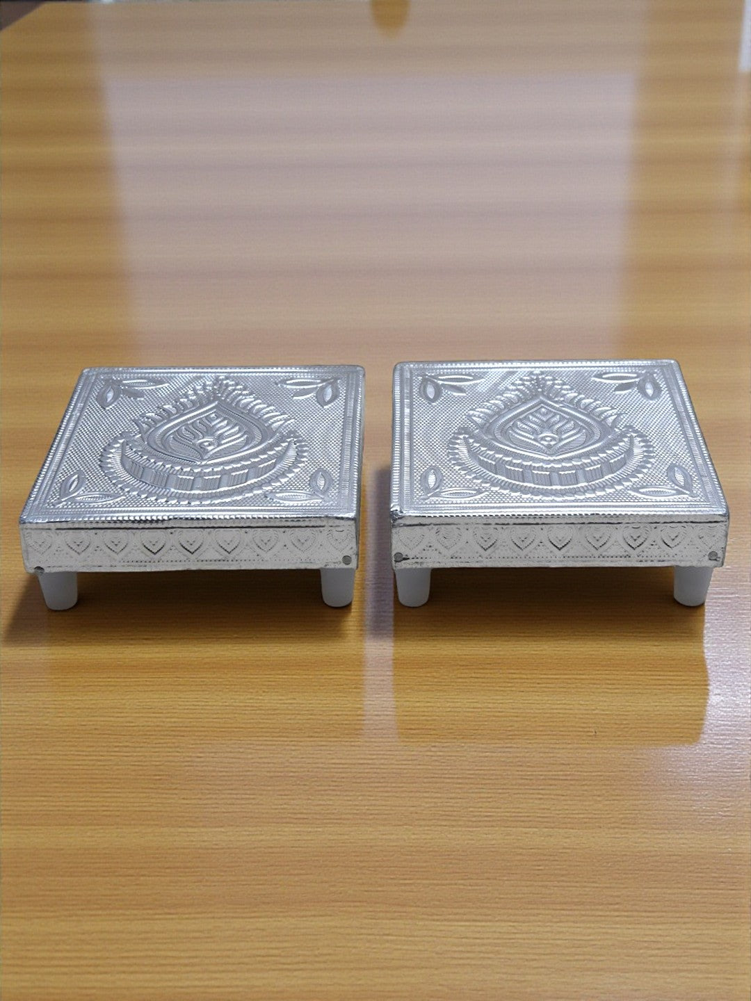 Sigaram 4x4 Inch Silver Plated Wooden Patiya / Chowki For Home & Temple Pooja Decor K5201