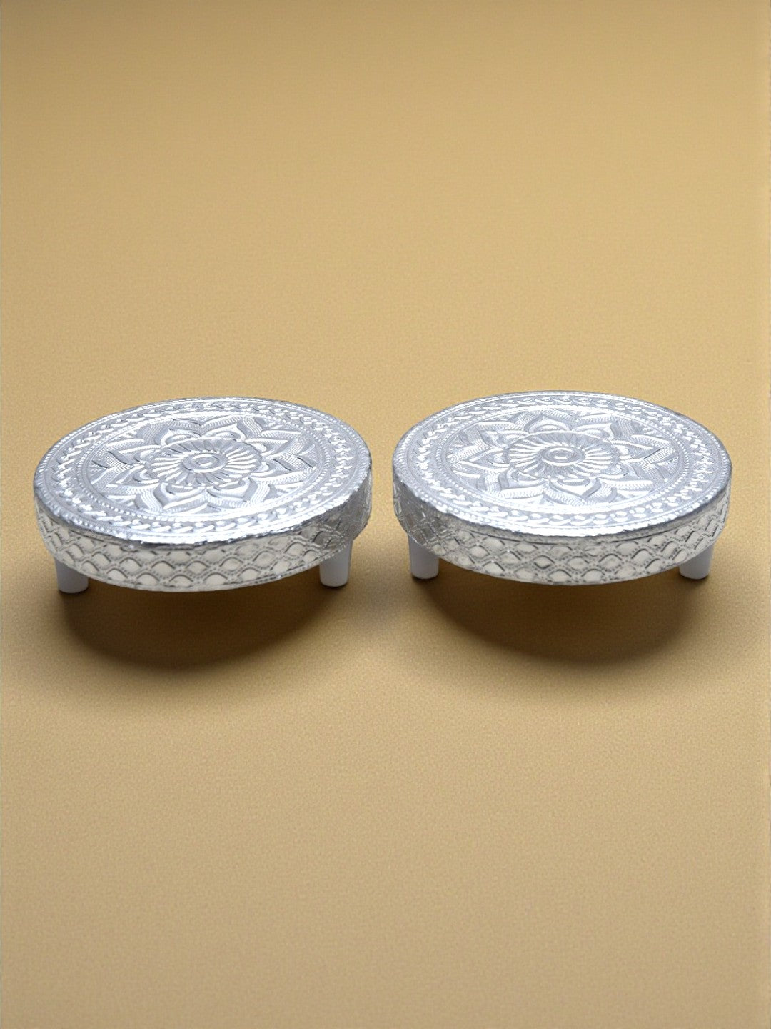 Sigaram 4x4 Inch Silver Plated Wooden Round Pooja Chowki/Patli For Home & Temple Pooja Decor K5210
