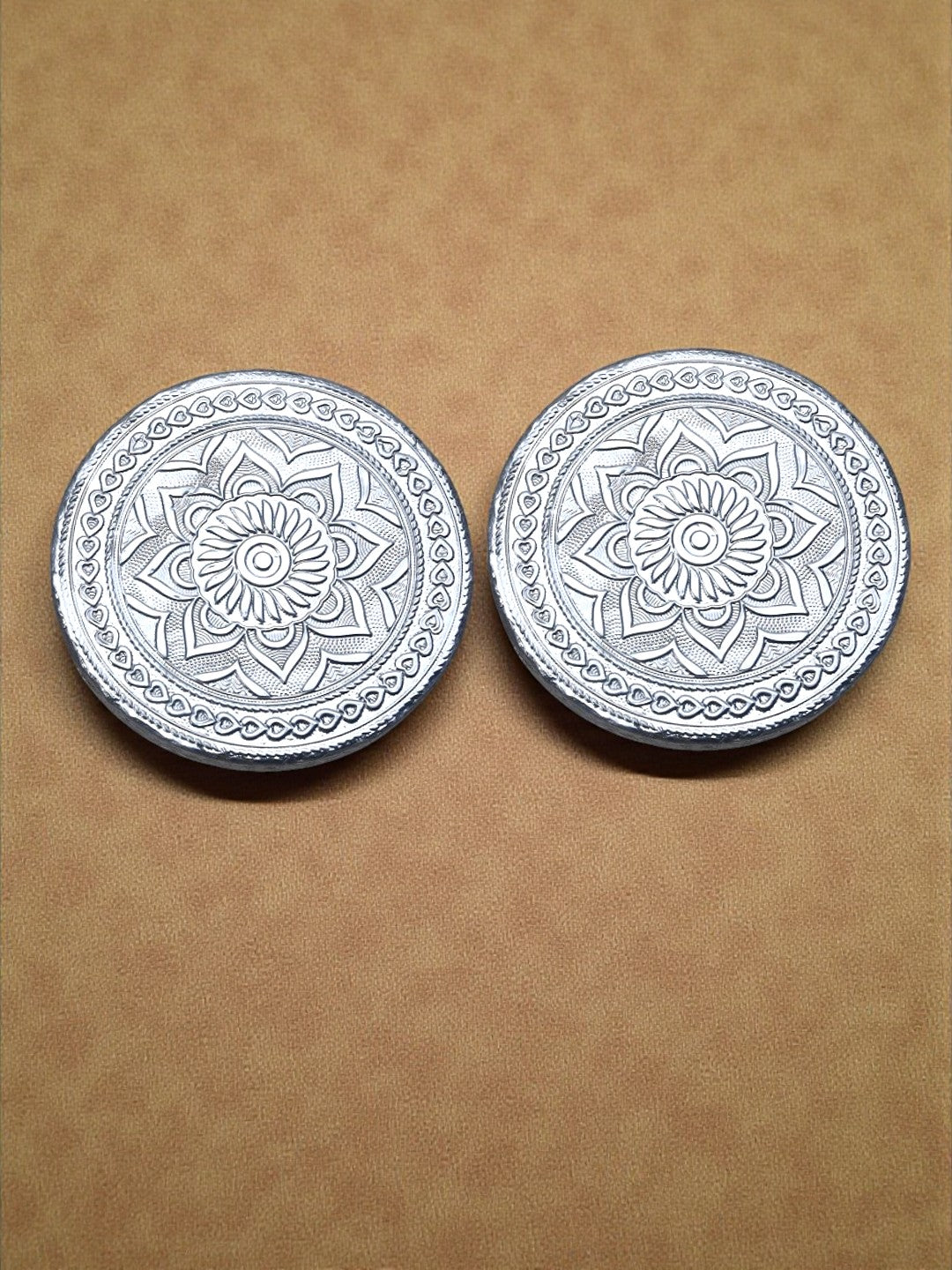 Sigaram 4x4 Inch Silver Plated Wooden Round Pooja Chowki/Patli For Home & Temple Pooja Decor K5210