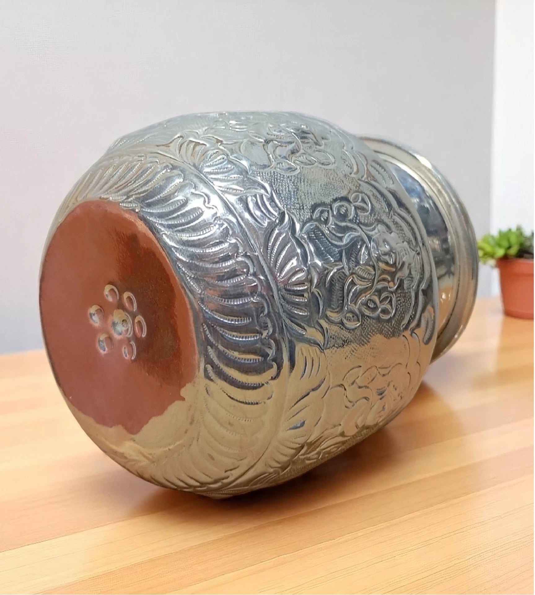 Sigaram 5x5 Inch Silver Plated Astalakshmi Kalash for Home & Temple Pooja Decore K4730