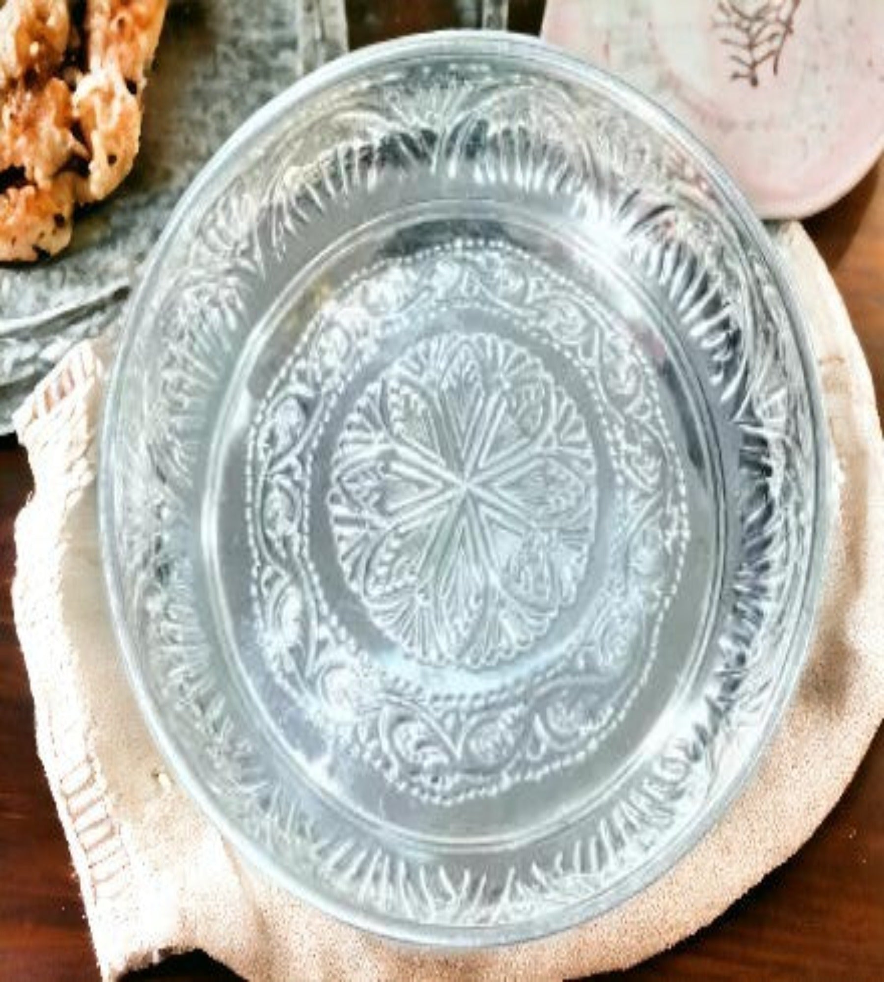 Sigaram German Silver 9 Inch Floral Designed Plate With Stand for Home Pooja Decor K3808