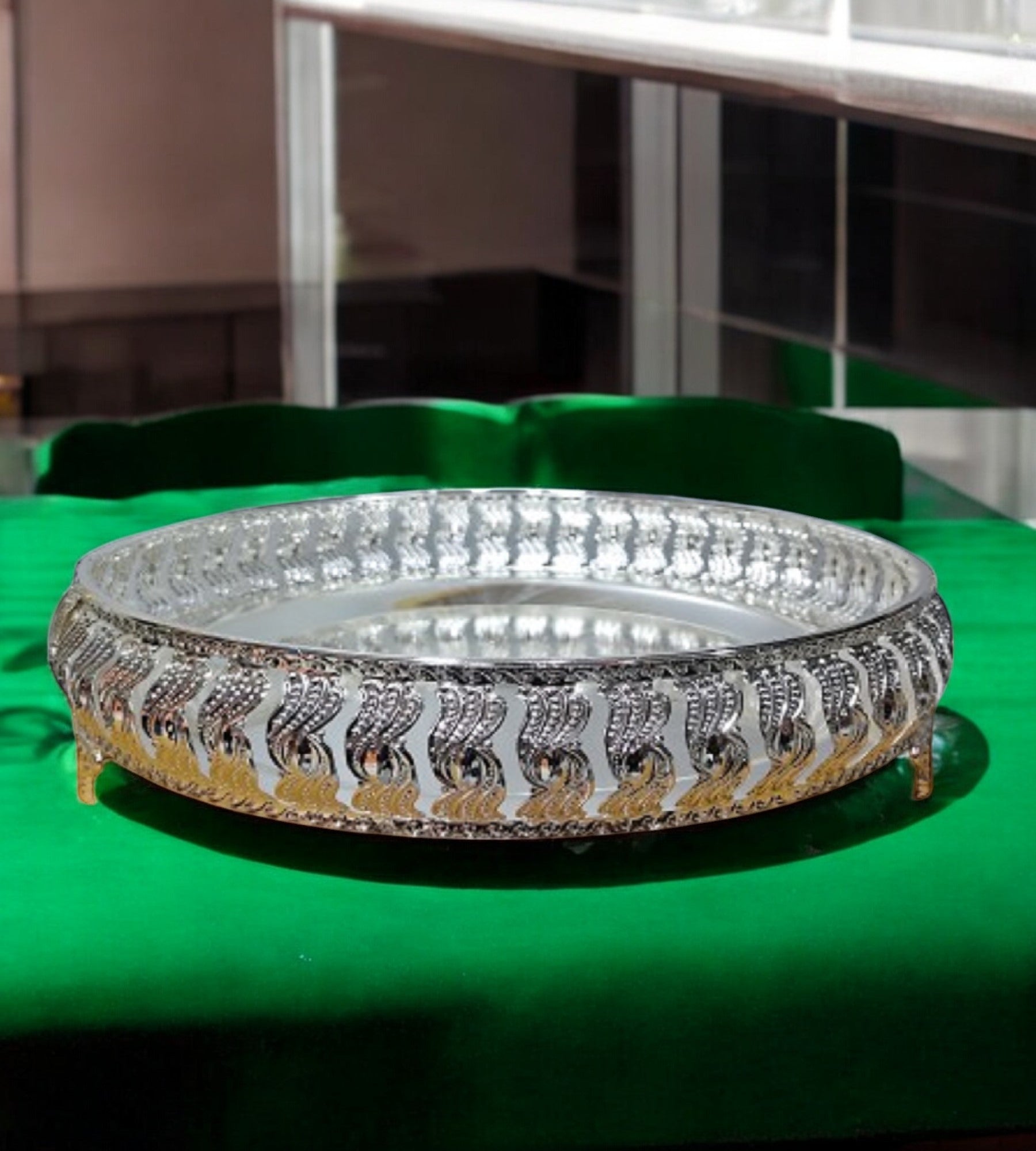 Sigaram 10 Inch Wedding Tray For Pooja Festival and Wedding Ceremany K4455