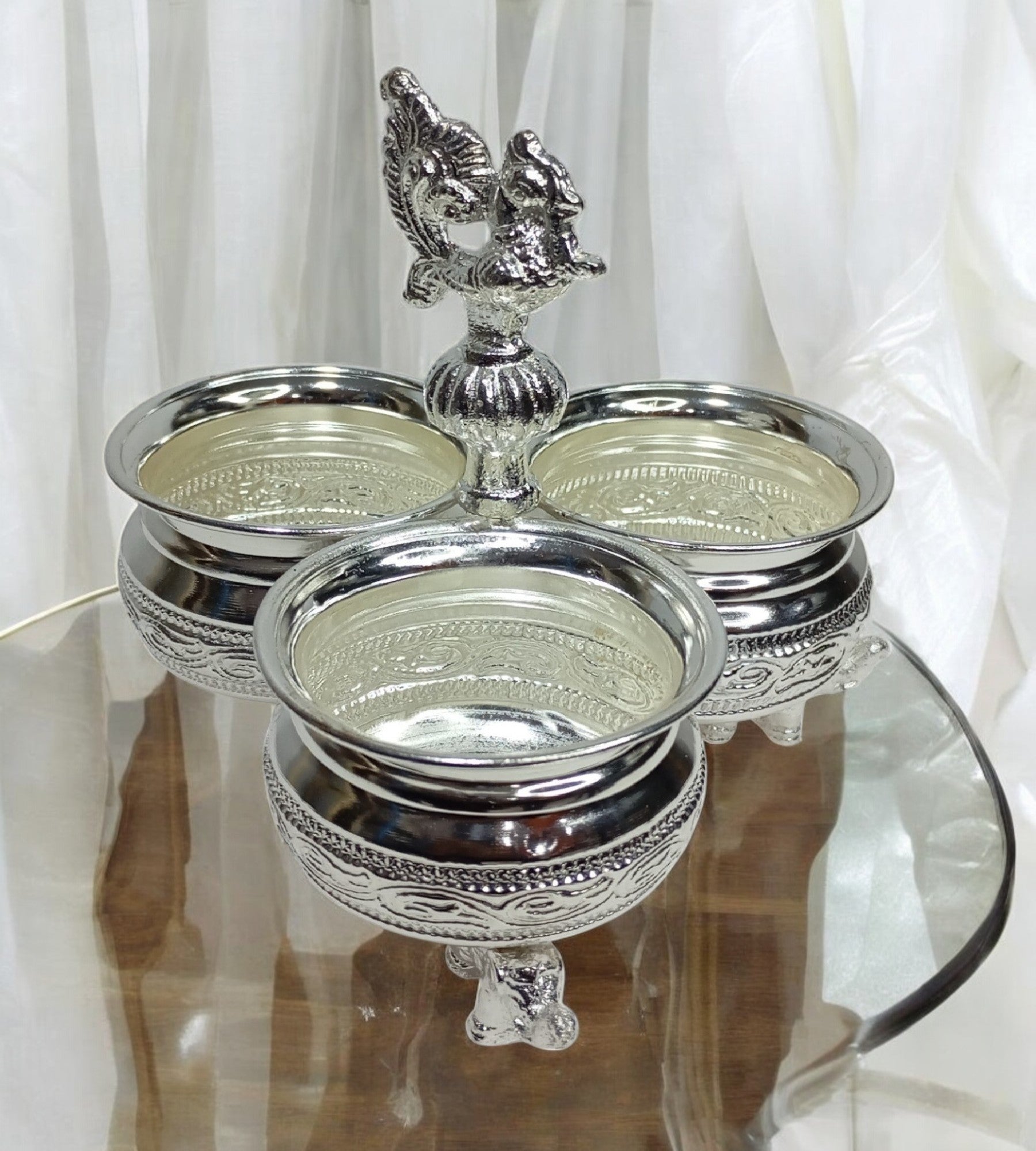 Sigaram Brass 5.5x5 Inch 3 Cup Panchwala with leg For Home Pooja Decore K4495