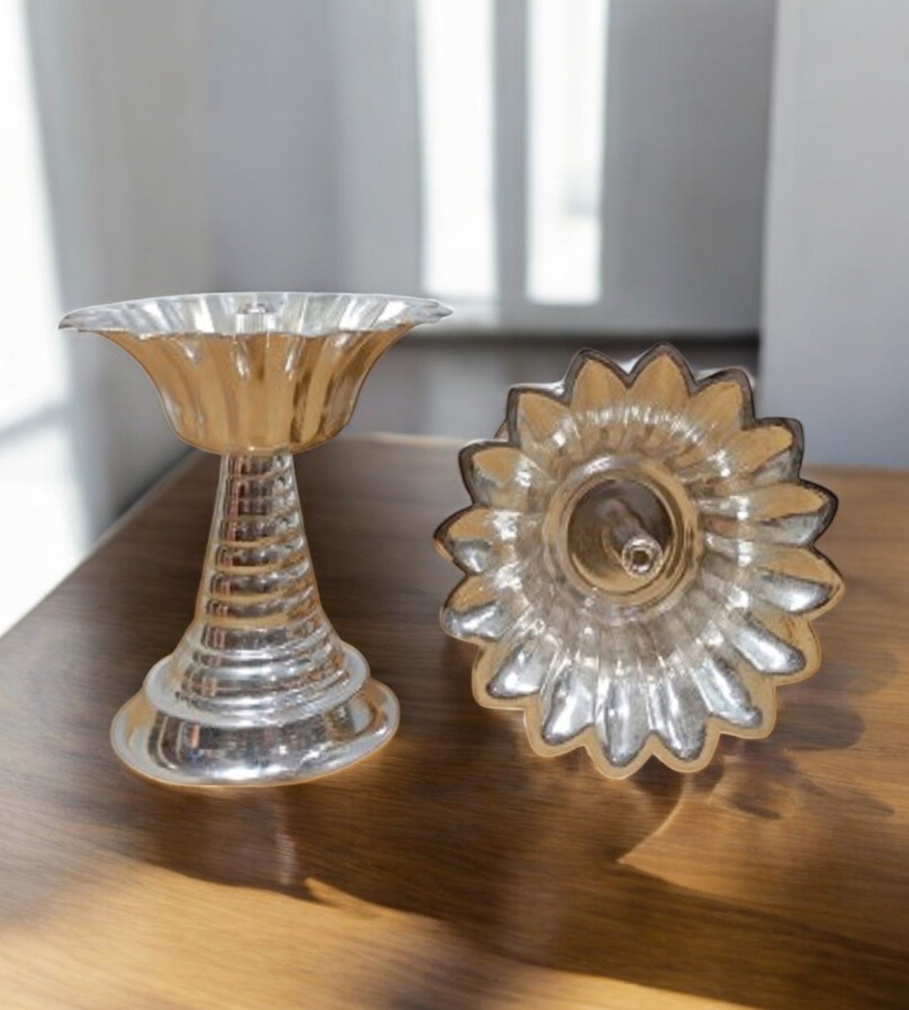 Sigaram Brass 3.5 Inch Flower Diya For Home Pooja Decore K4498