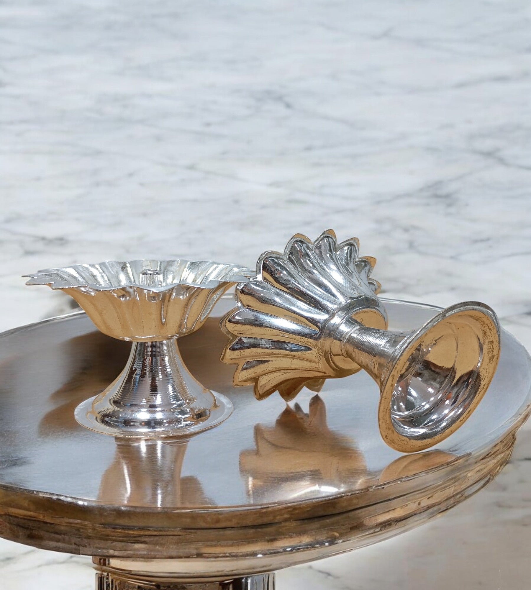 Sigaram Brass 2.5 Inch Flower Diya For Home Pooja Decore K4573