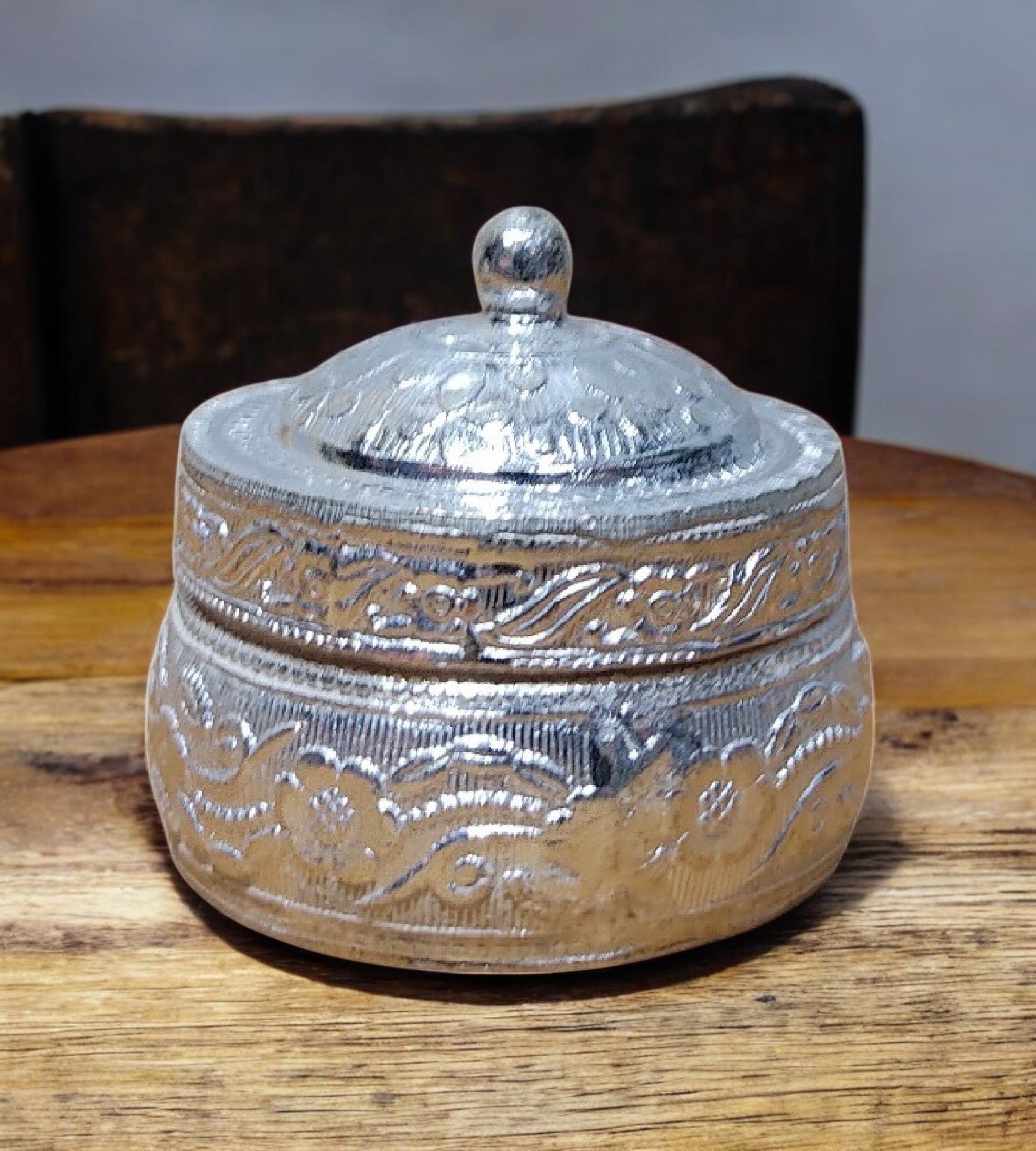 Sigaram Copper 1.5 Inch Round Meena Sindoor Kum Kum Dabbi For Home Pooja Decore k4609
