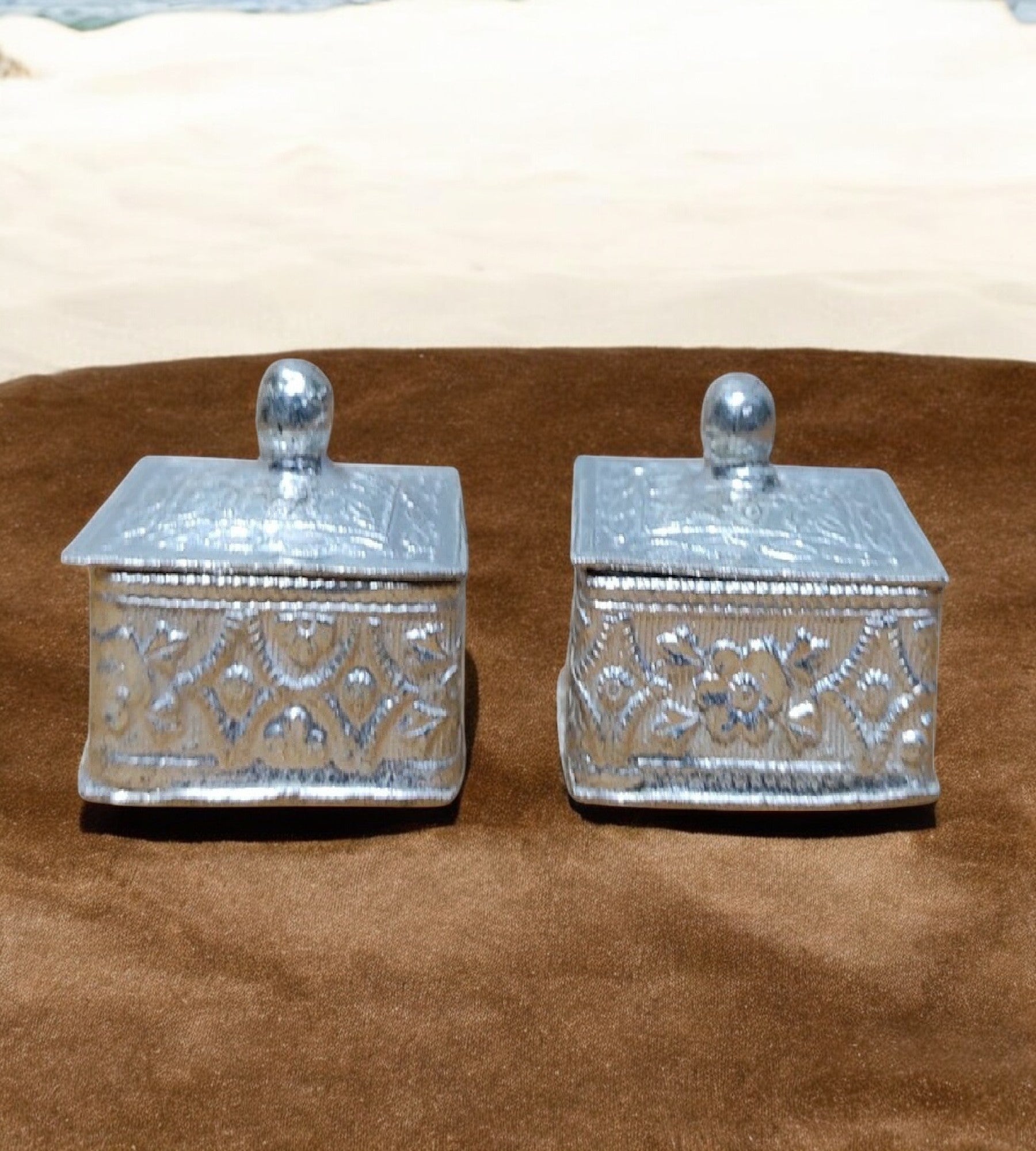 Sigaram Copper Square Shape Meena Sindoor Kum Kum Dabbi For Home Pooja Decore K4613