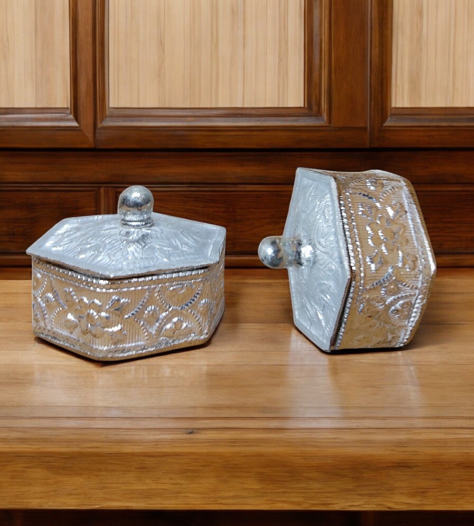 Sigaram Copper Hexagone Meena Sindoor Kum Kum Dabbi For Home Pooja Decore K4616