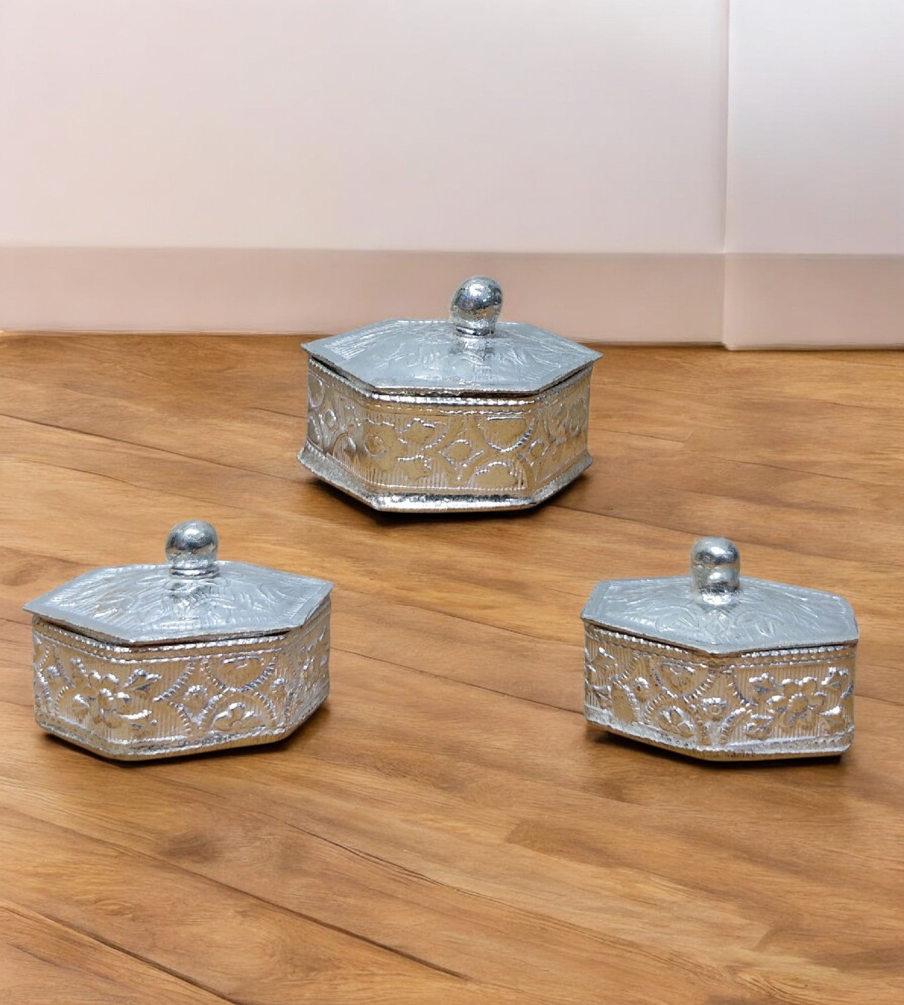Sigaram Copper Hexagone Meena Sindoor Kum Kum Dabbi For Home Pooja Decore K4617