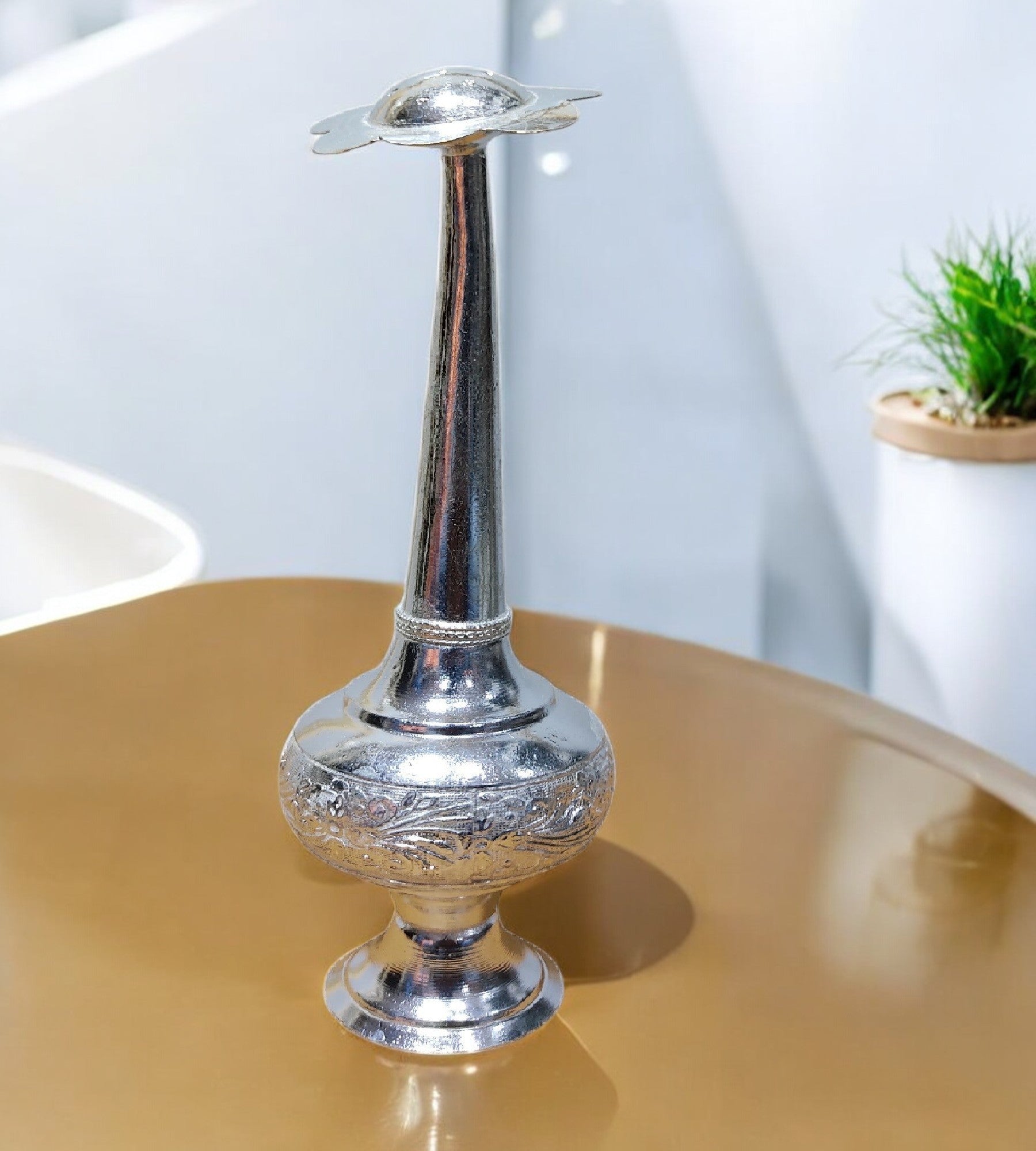 Sigaram Brass 8.5 Inch Rose Water Spinkler / Gulab Dani / Gangajal Spray For Wedding and Pooja Festival K4619