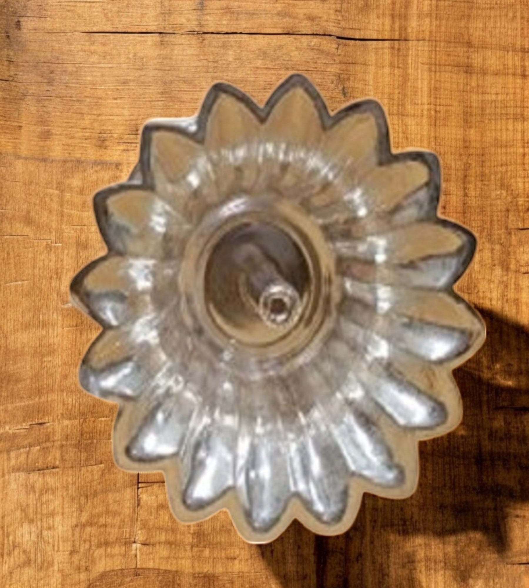 Sigaram Brass 3.5 Inch Flower Diya For Home Pooja Decore K4630