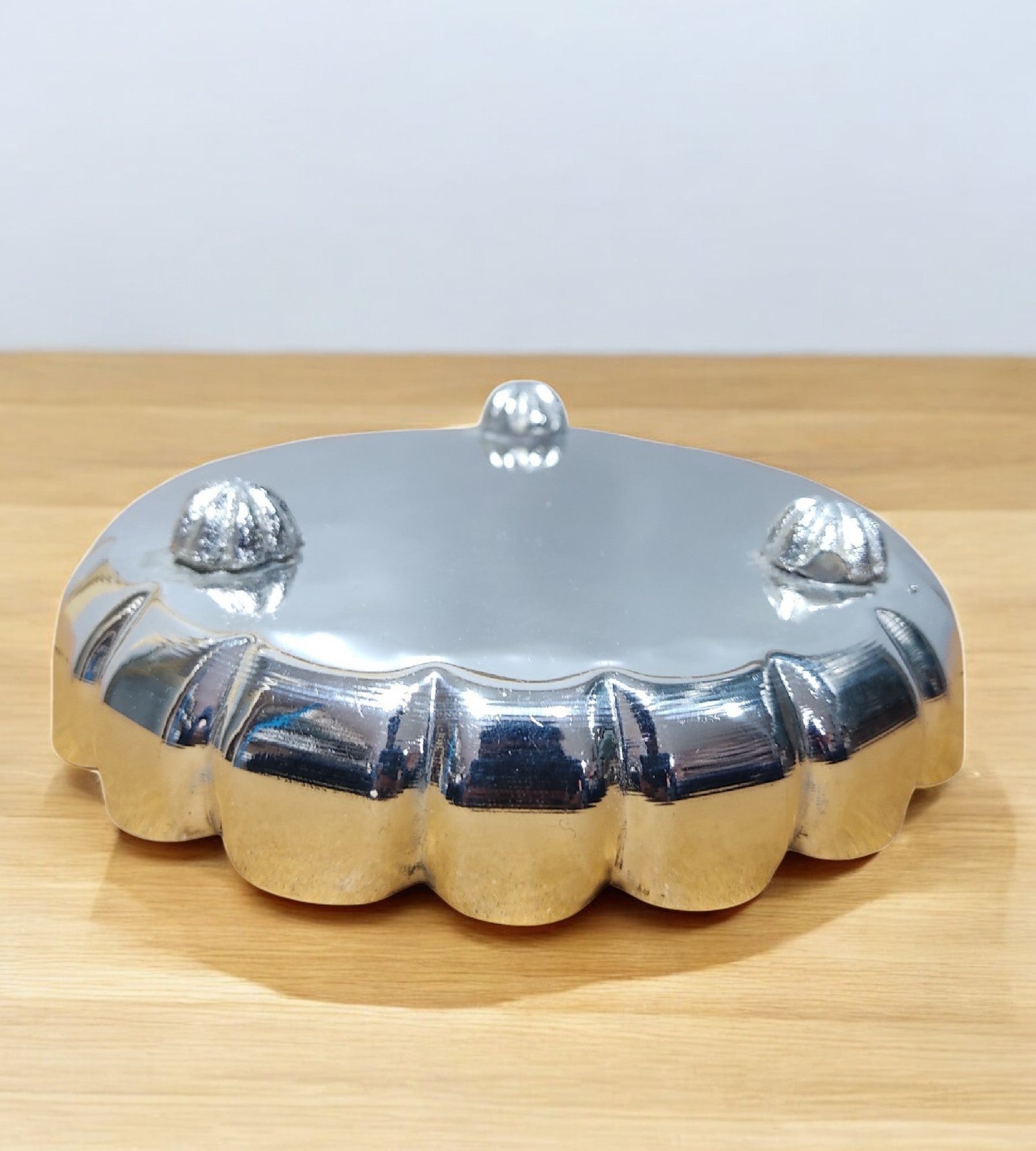 Sigaram 6 Inch German Silver Floral Designed Plate With Leg For Home Pooja Festival K4631