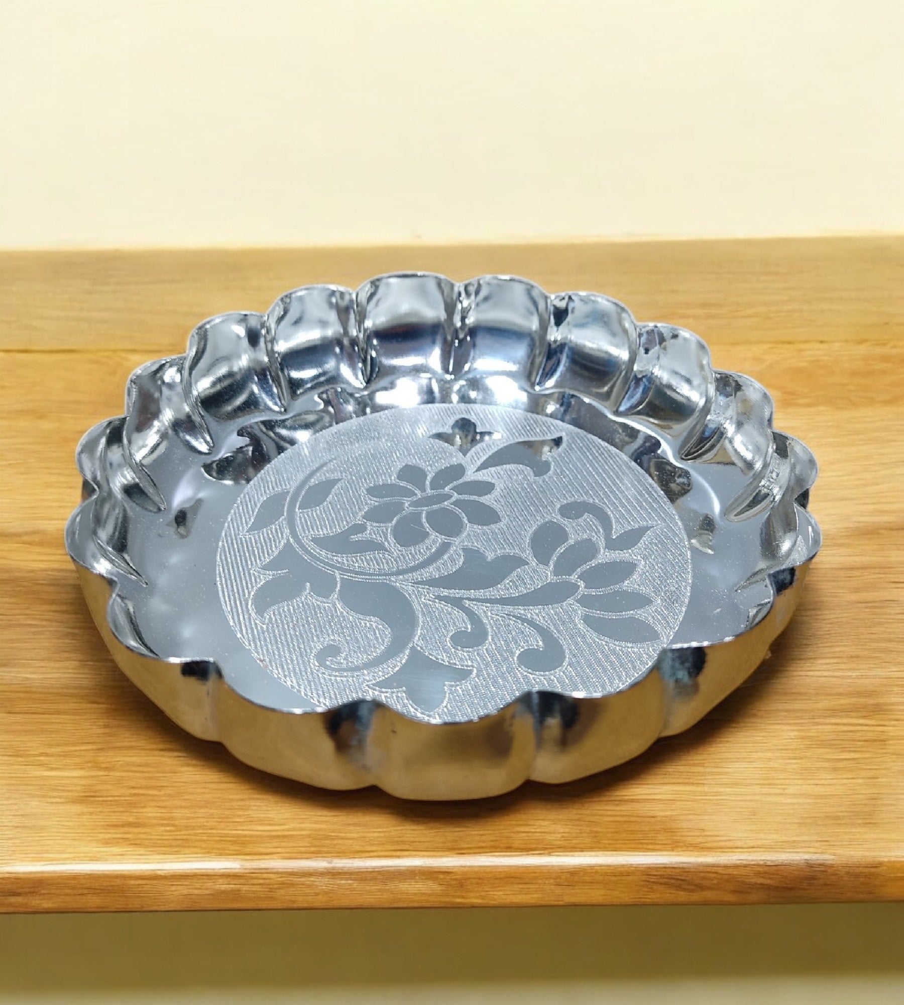 Sigaram 6 Inch German Silver Floral Designed Plate With Leg For Home Pooja Festival K4631