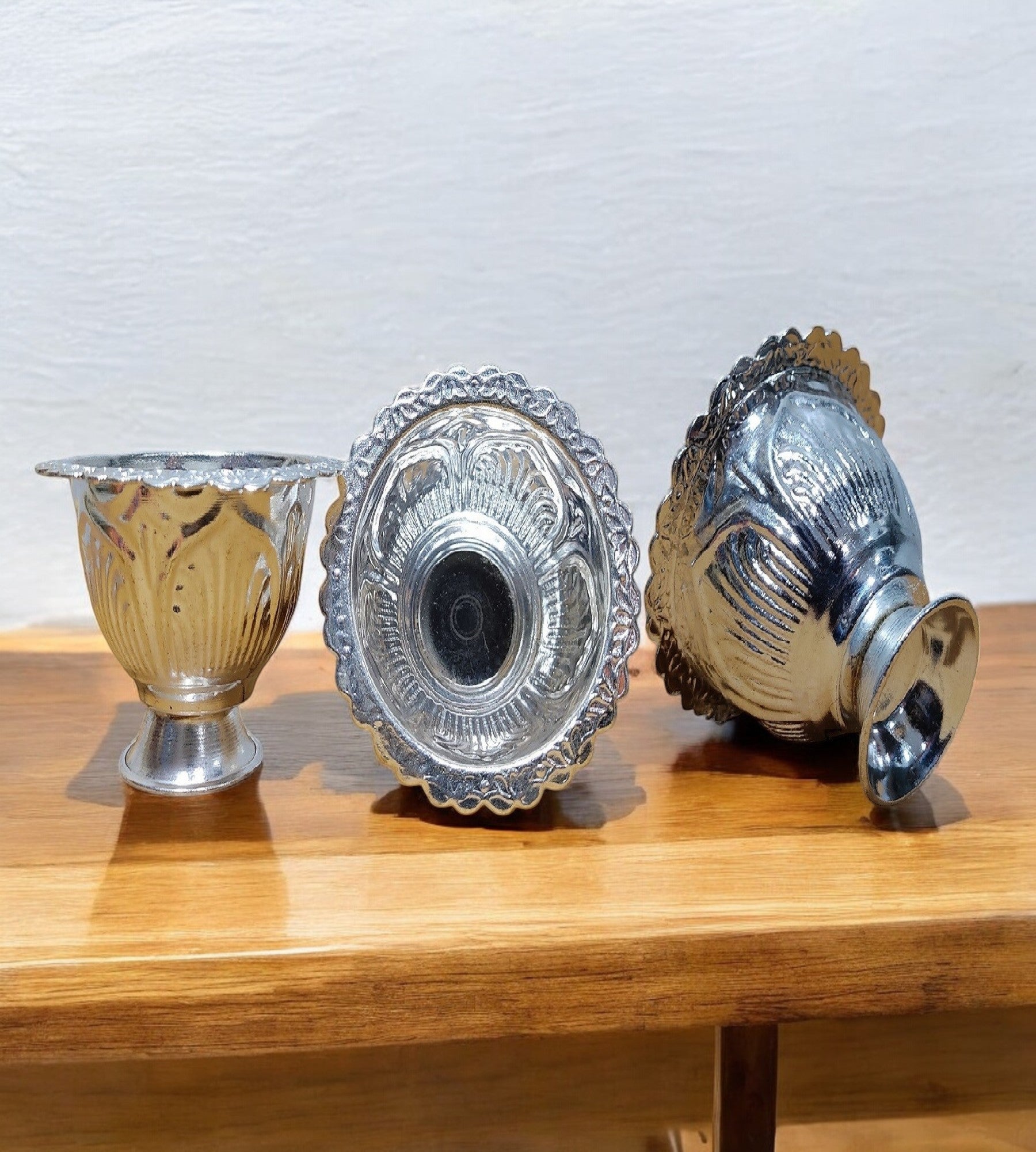 Sigaram Brass 2 Inch Fancy Kum Kum Cup For Home Pooja Decore K4639