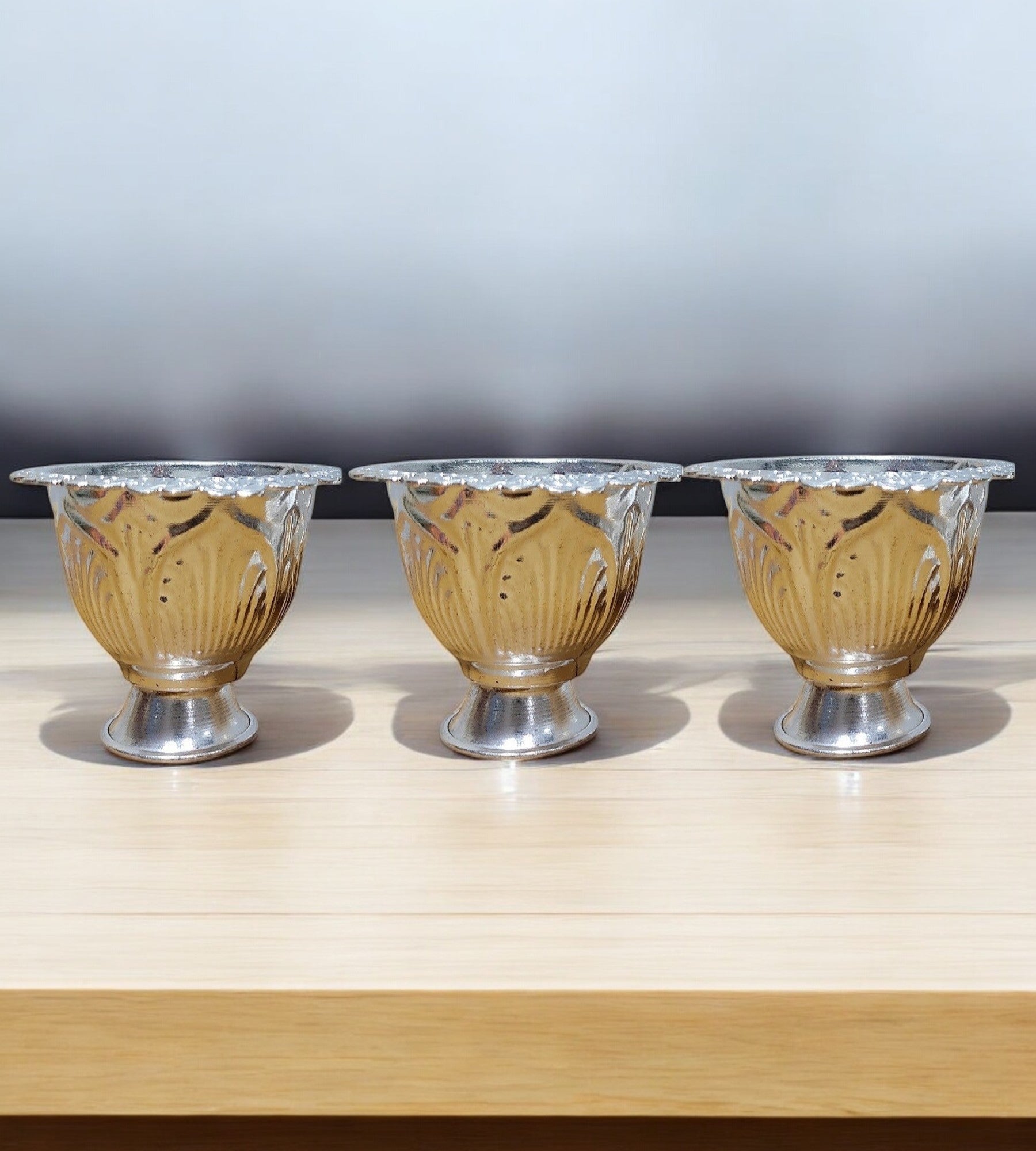Sigaram Brass 2 Inch Fancy Kum Kum Cup For Home Pooja Decore K4639