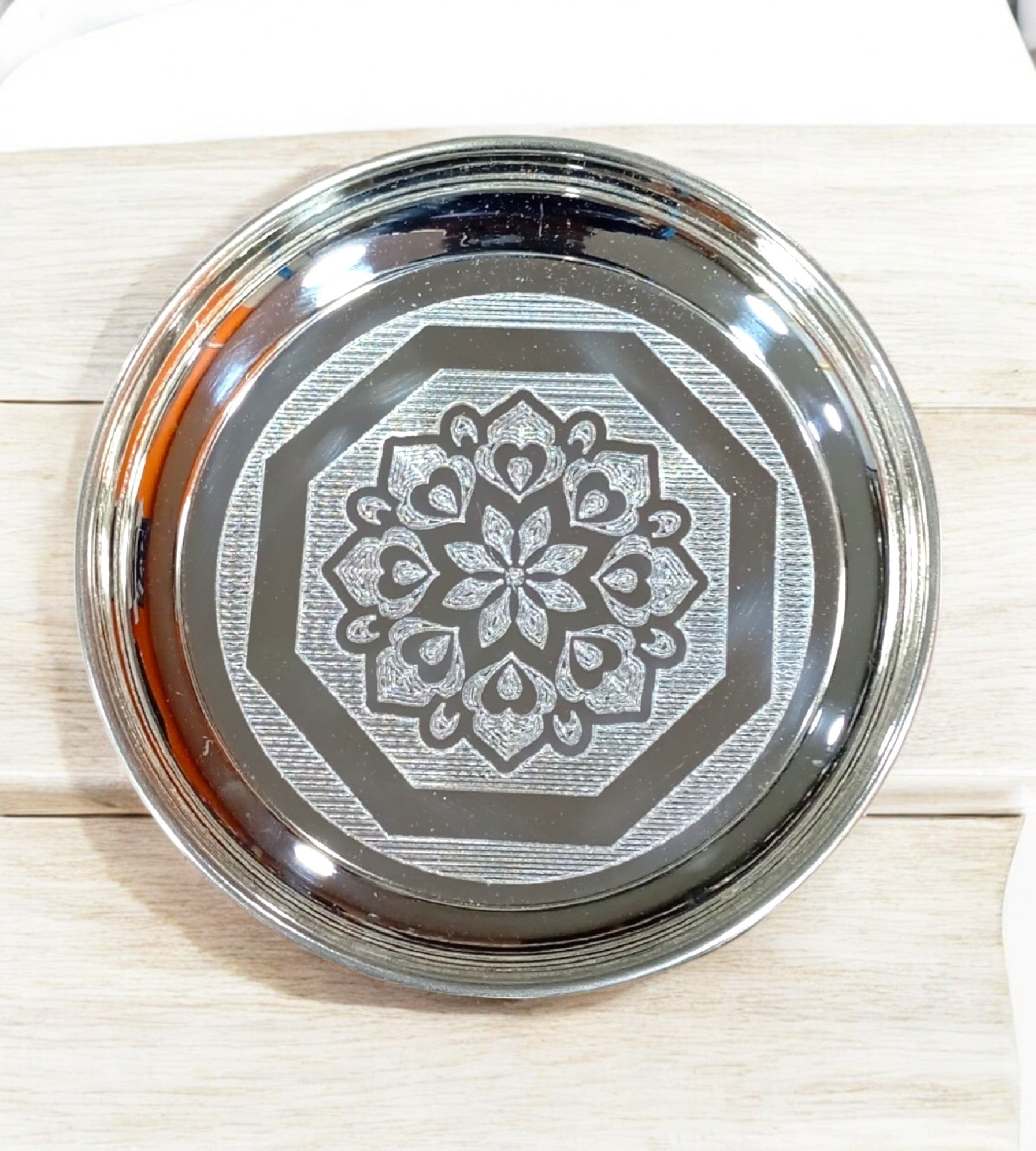 Sigaram Brass 6 Inch Floral Design Plate For Home Pooja Decore K4643
