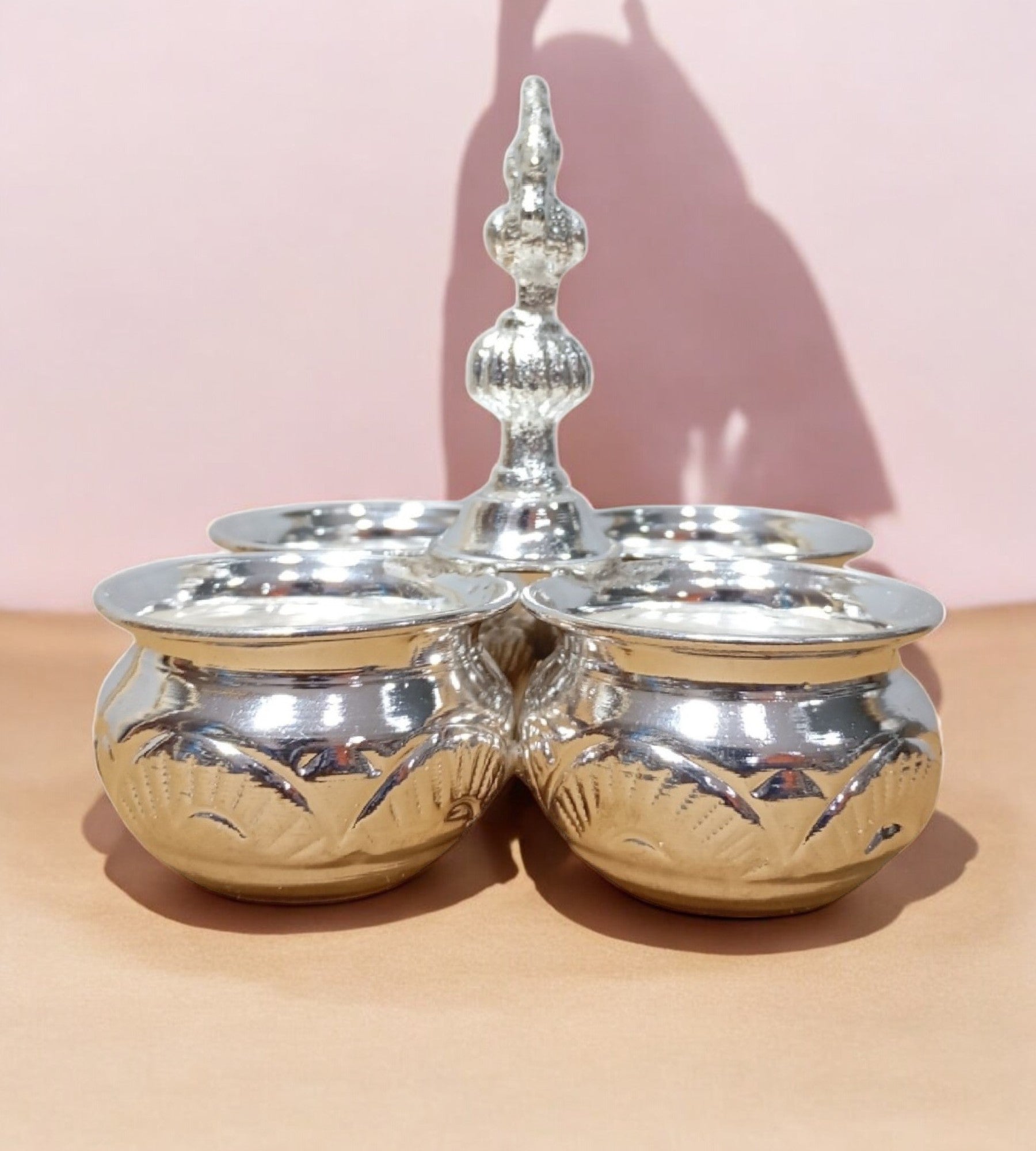 Sigaram Brass 5x5 Inch 4 Cup Panchwala Kum Kum Cup For Home Pooja Decore K4648