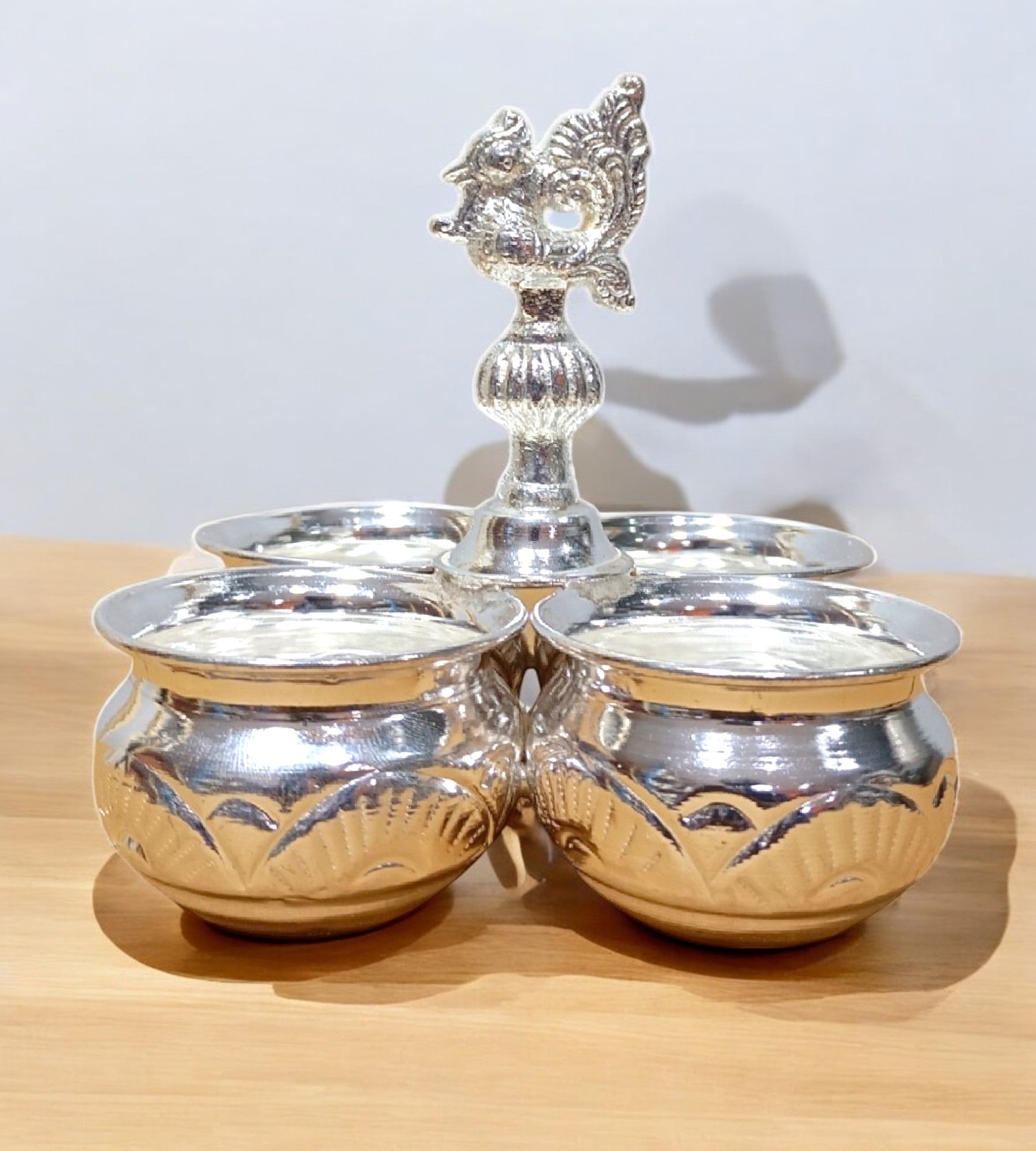 Sigaram Brass 5x5 Inch 4 Cup Panchwala Kum Kum Cup For Home Pooja Decore K4648