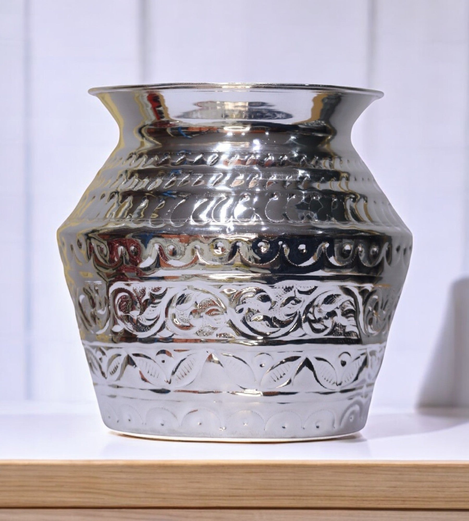 Sigaram Brass 6.7 Inch Serva / Bindige / Kalash For Home Pooja Festival K4670