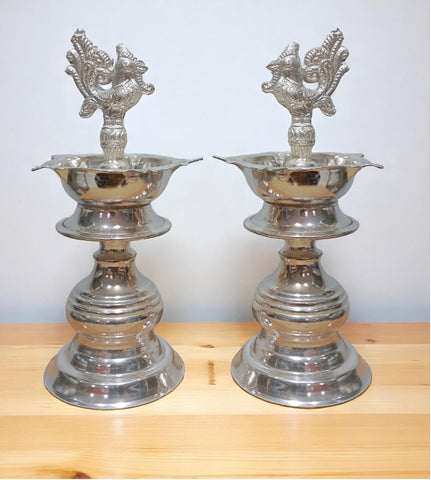 Sigaram Brass 7x3 Inch Peacock Handle Diya for Home and Temple Pooja Décor K4725