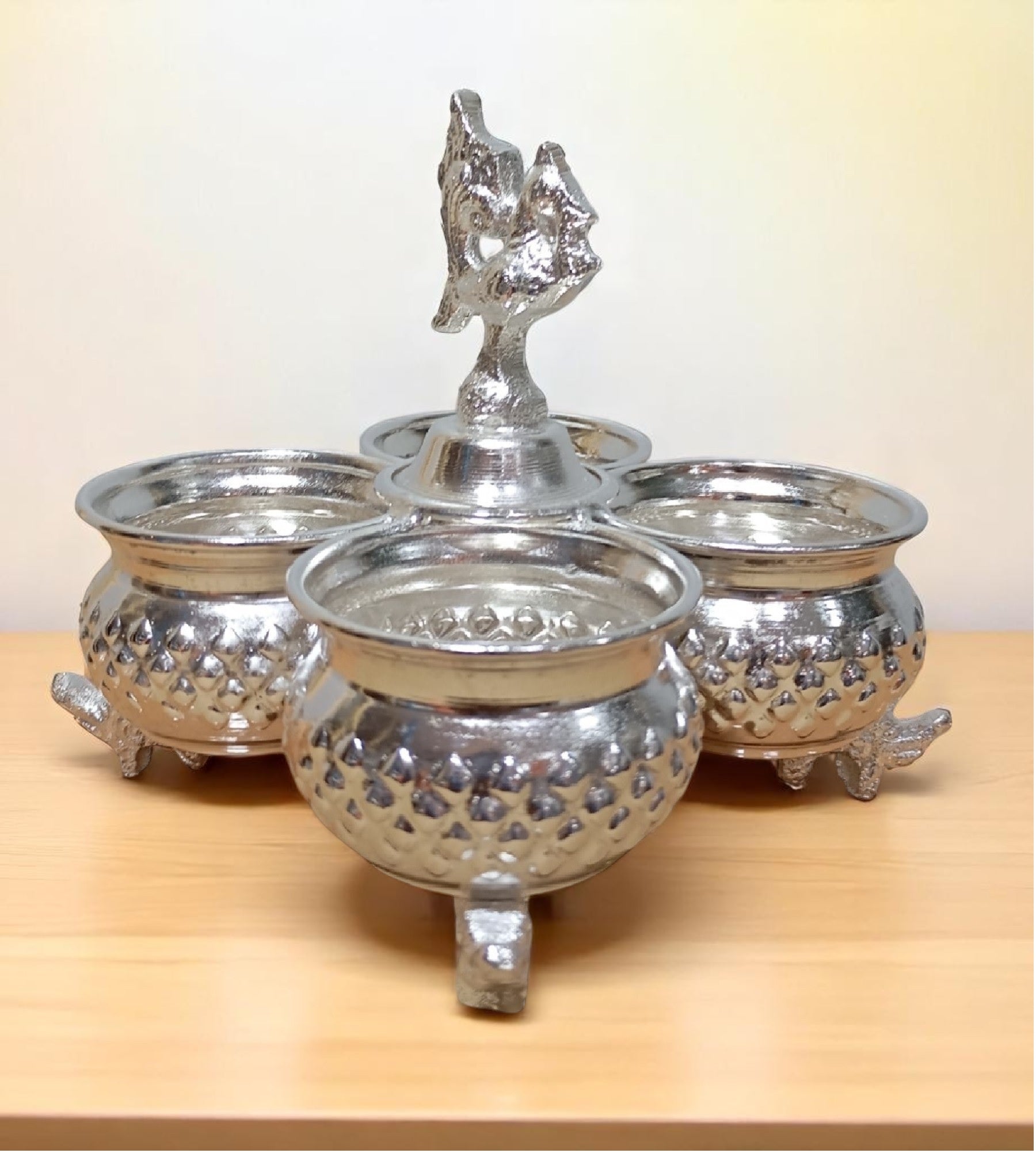 Sigaram Brass 4.5 Inch Panchwal with Peacock Handle for Home & Temple Pooja Decore K4726