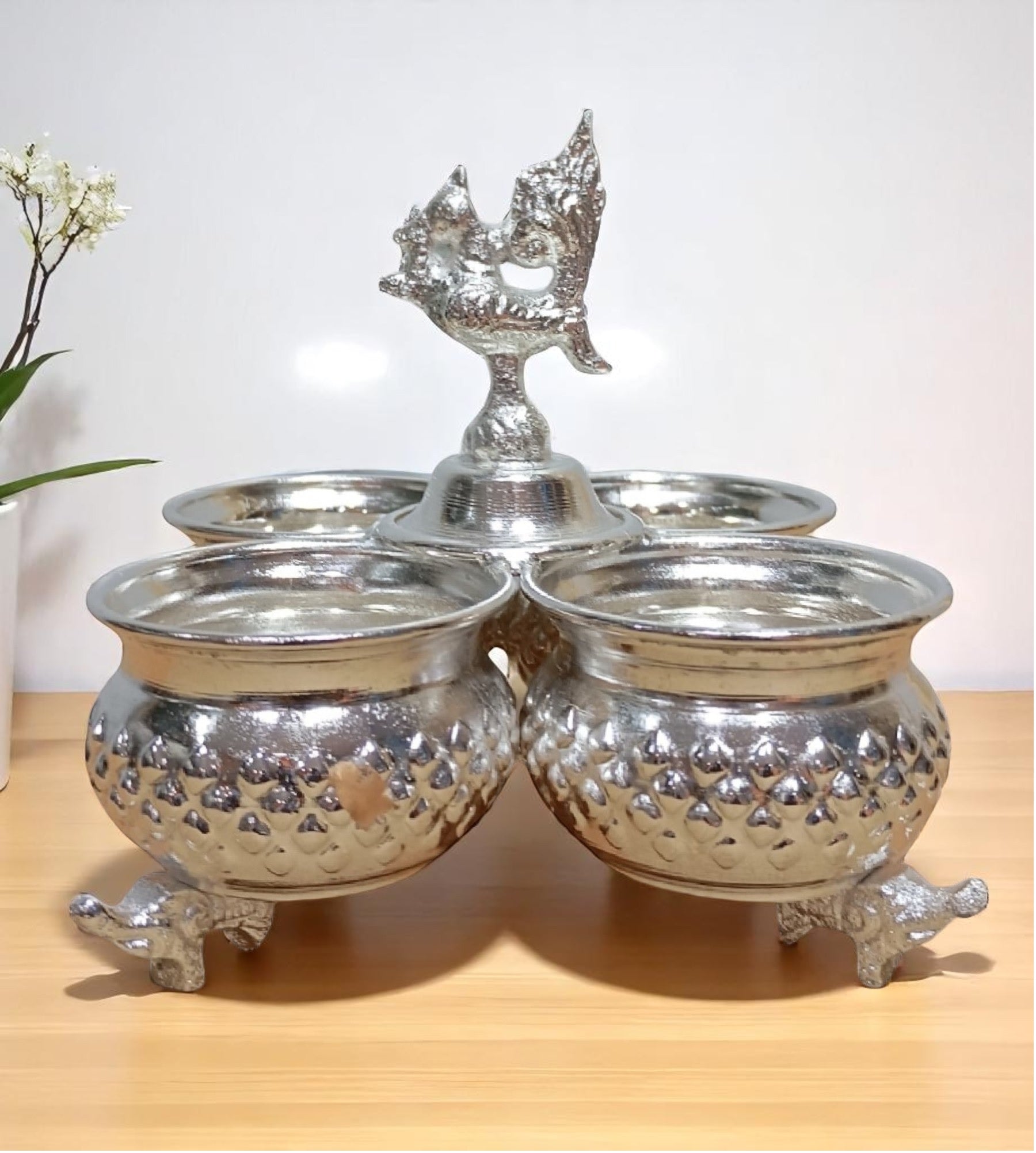 Sigaram Brass 4.5 Inch Panchwal with Peacock Handle for Home & Temple Pooja Decore K4726