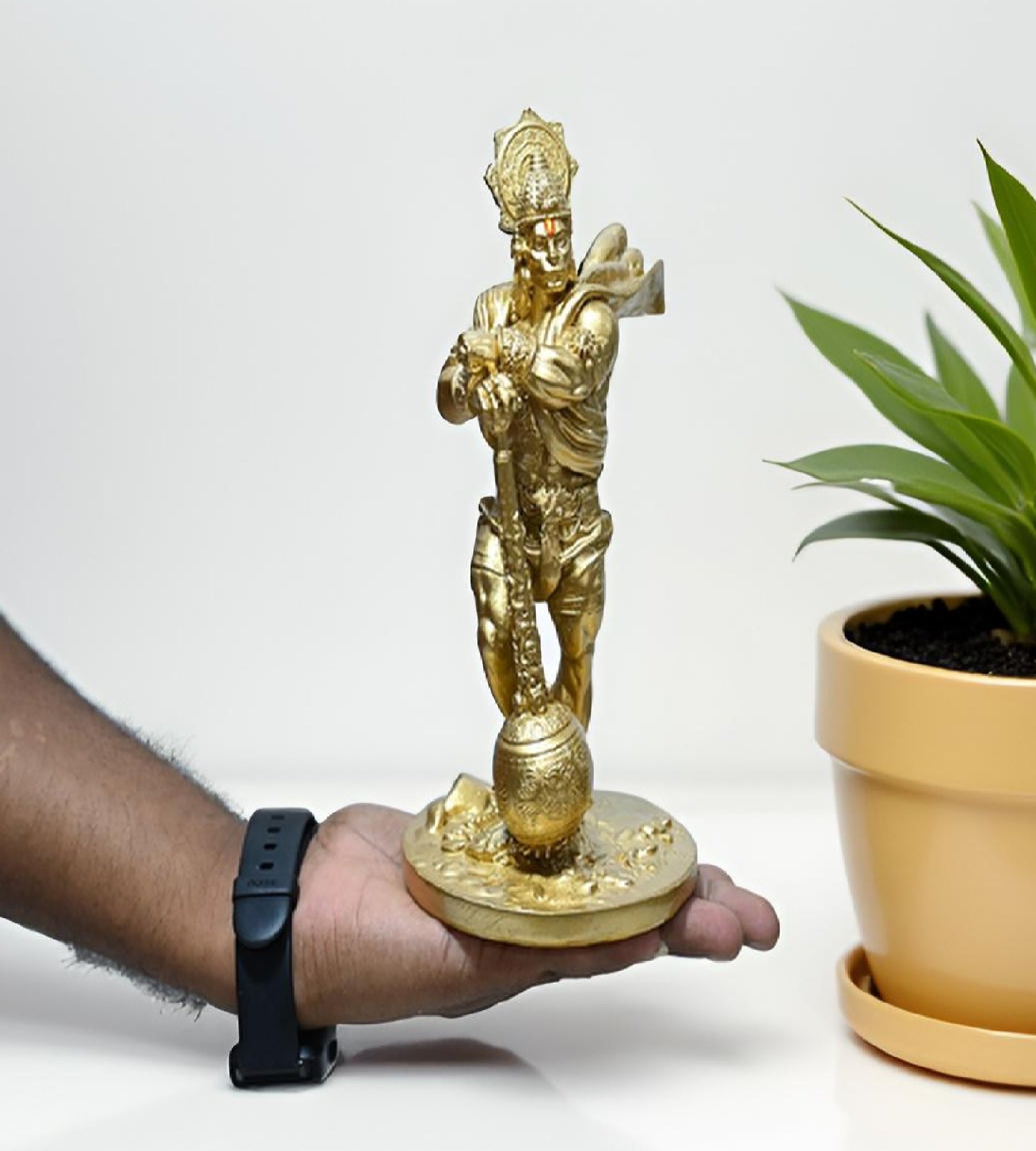 Sigaram 7.5 Inch Gold Color Marble Hanuman Idol For Home Decoretive Showpiece K4787