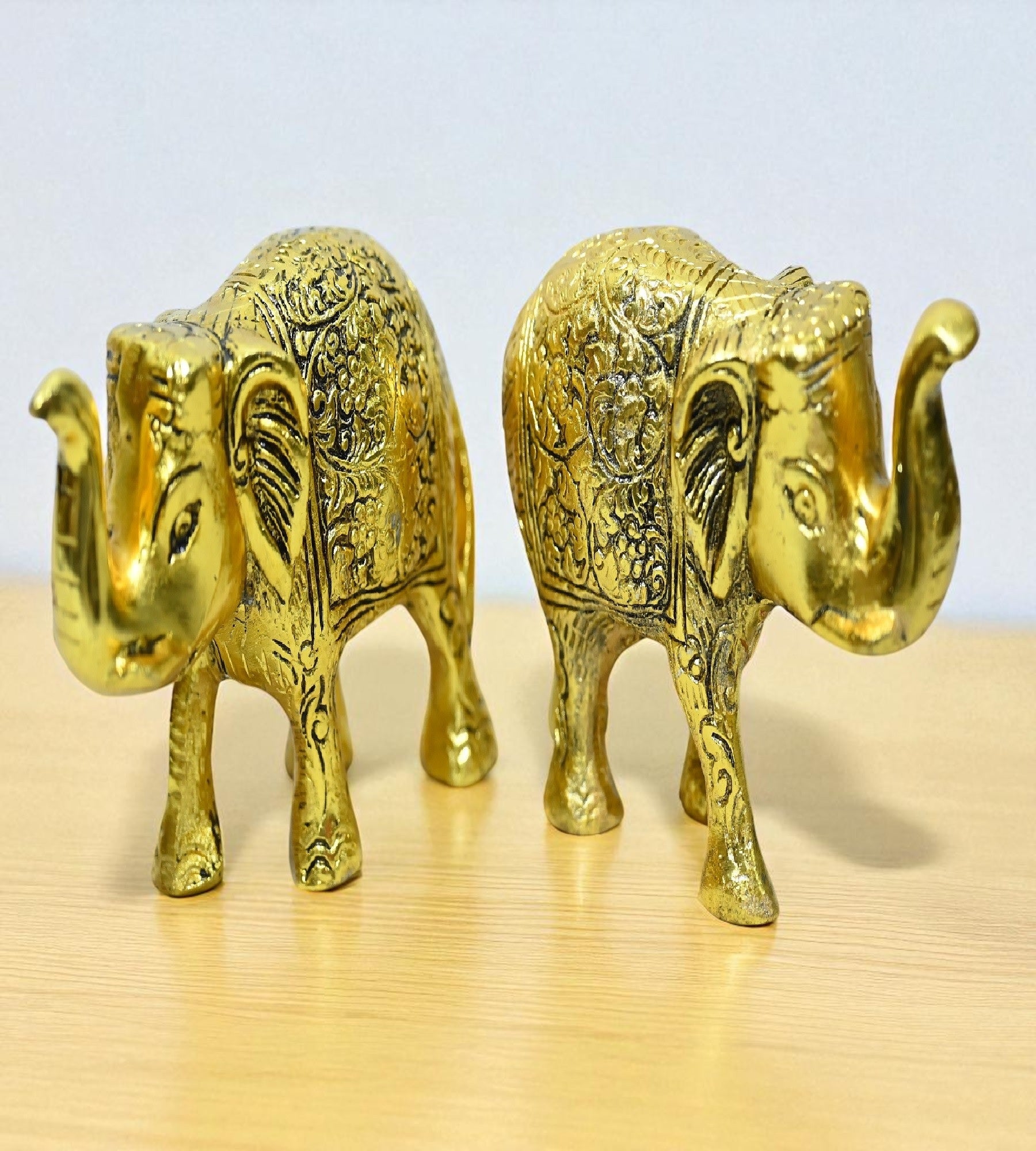 Sigaram 3 Inch Gold Metal Elephant For Home Decorative Showpiece K4803