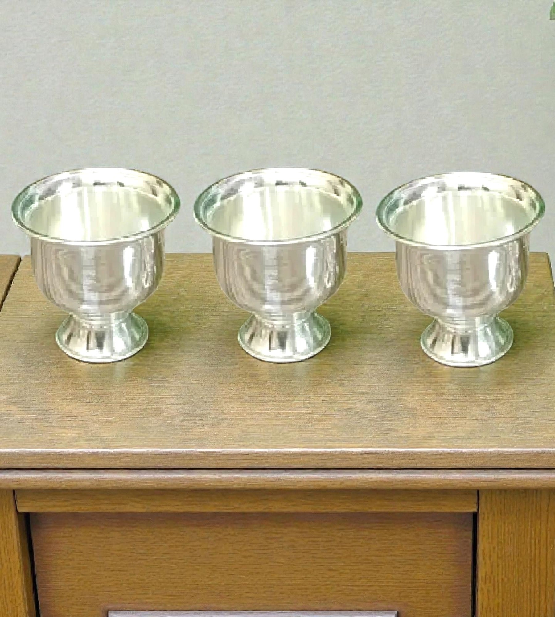 Sigaram 2.5 Inch Silver Plated Plain Kum Kum Cup for Home & Temple Pooja Decor K4957