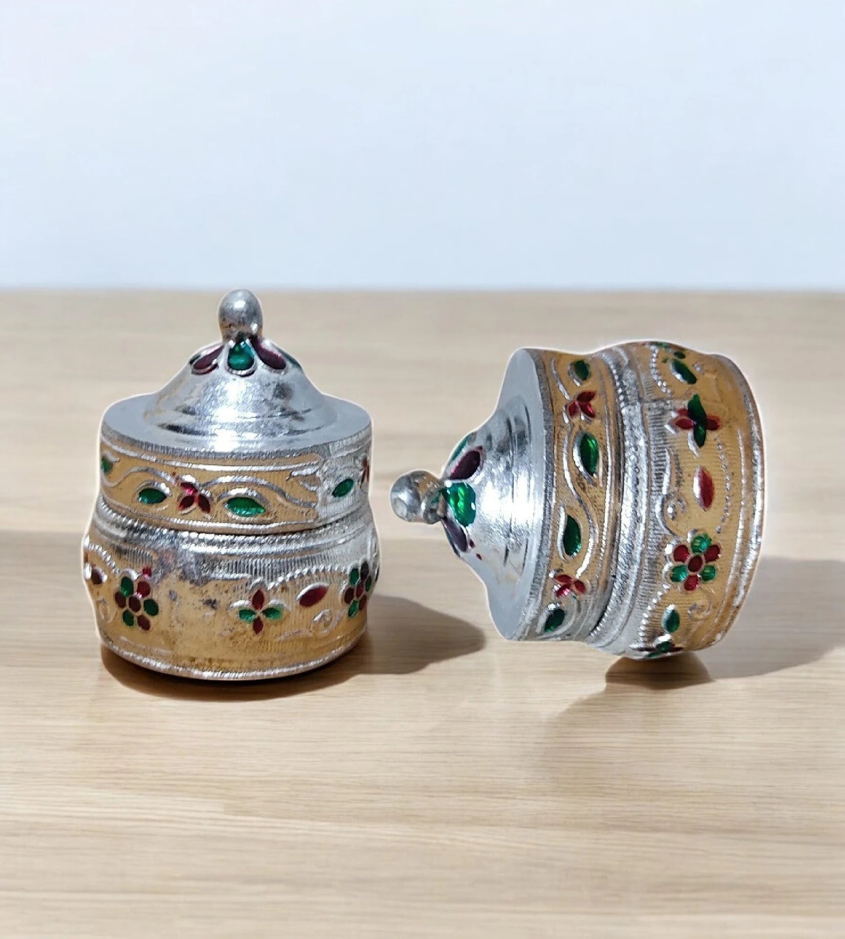 Sigaram Copper 1.5 Inch Meena Sindoor Kum Kum Dabbi For Home Pooja Decore K4607