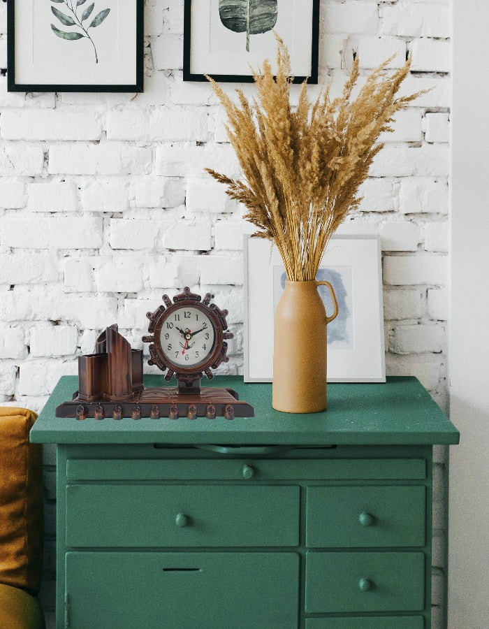 The chakra shaped table clock is neatly desingned with english numerical and home decorative K3838