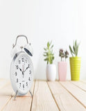 White Color 9 X 12Cm Analog Table Clock K3090